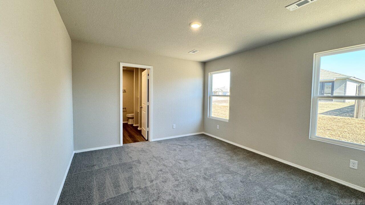 COUNTRY CLUB OF ARK THE - Residential