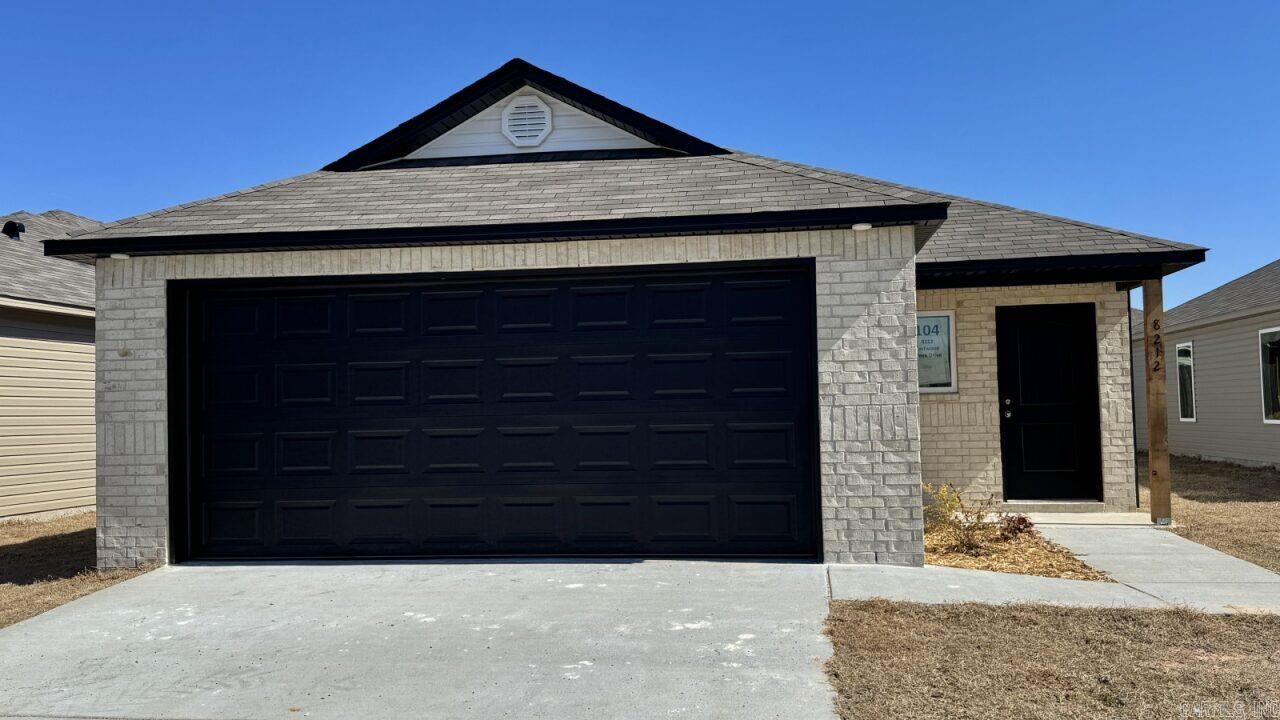 COUNTRY CLUB OF ARK THE - Residential