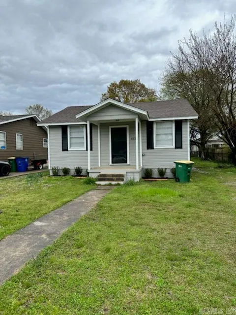 MLS: 25001717