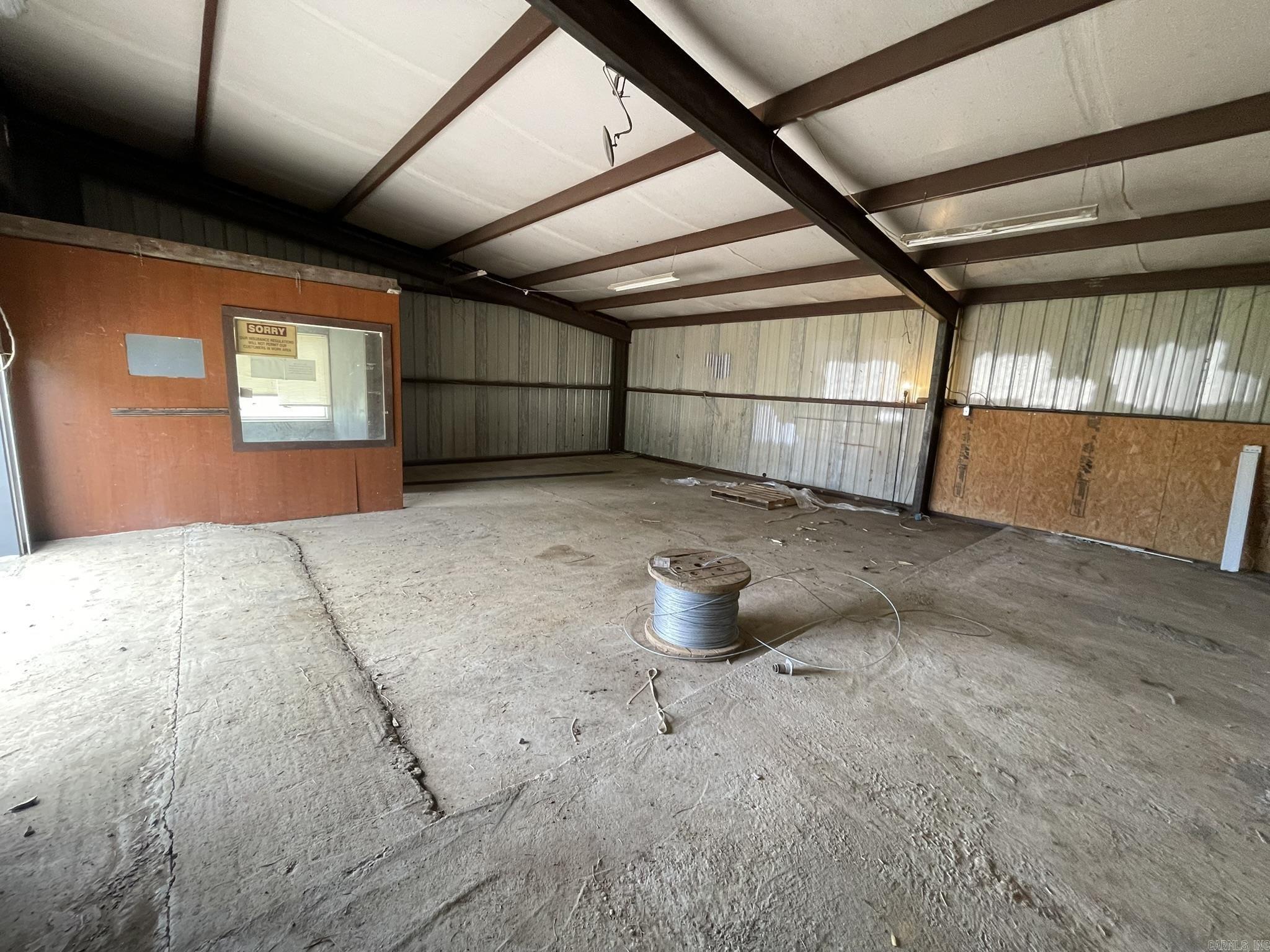 Metes & Bounds - Commercial Sale