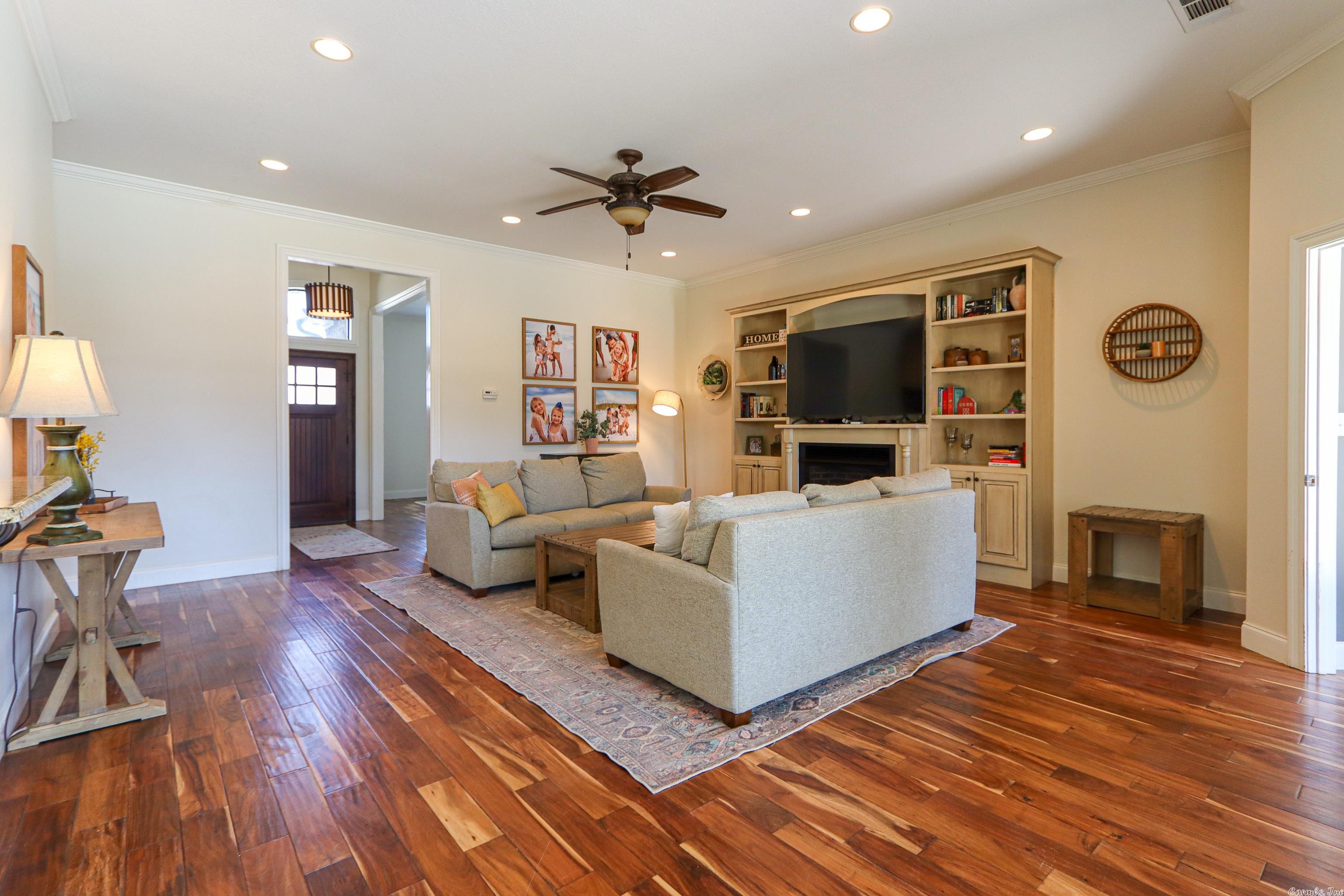 Glen Echo 3 - Residential