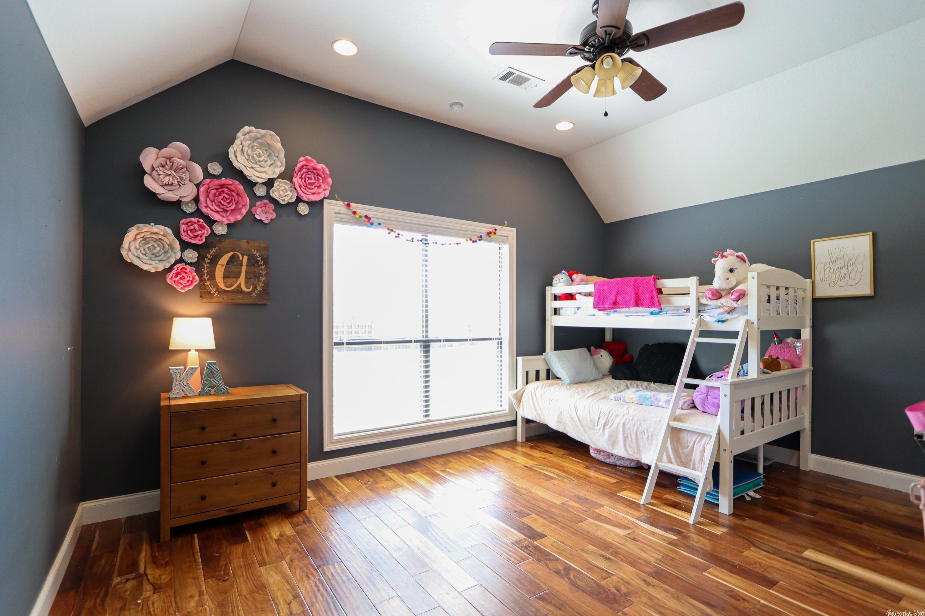 Glen Echo 3 - Residential