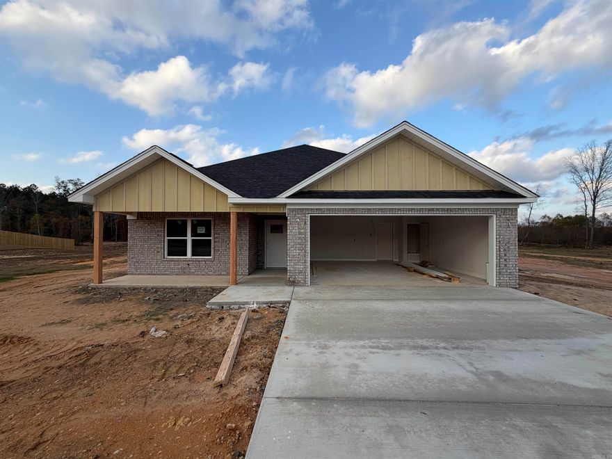 Brand New Construction in Winchester Estates Subdivision! This 3 bedroom 2 bathroom home sits on a spacious 1.29 acre lot. Open/ Split floor plan, Luxury vinyl flooring throughout ( No Carpet!). Perfect lot for a shop and any other extra outdoor activities!! Home is located only 25 minutes from Bryant and 25 minutes from Little Rock! Don't miss out on this one!! Schedule your showing today!!