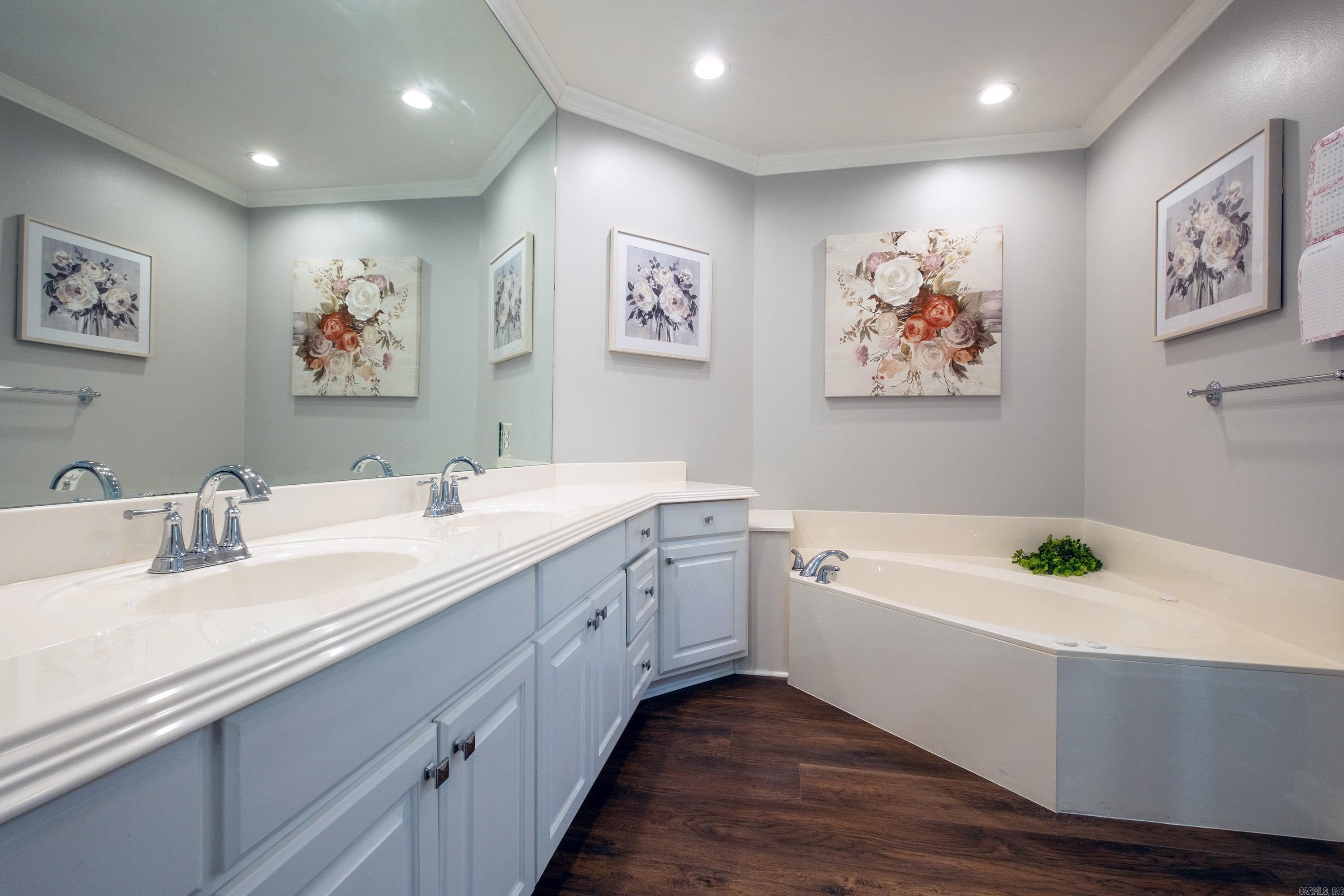 THE VILLAGES OF WELLINGTON - Residential