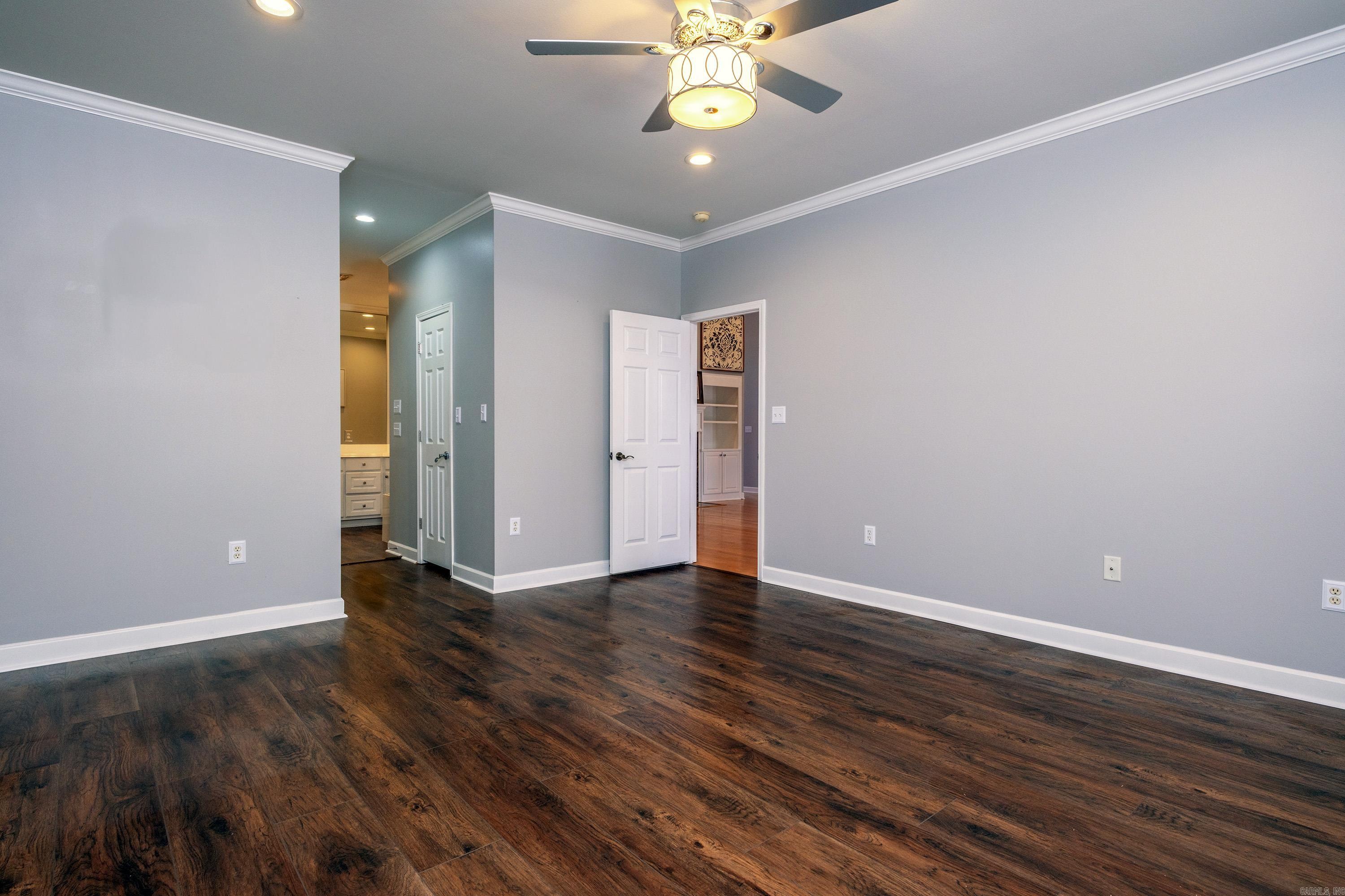 THE VILLAGES OF WELLINGTON - Residential