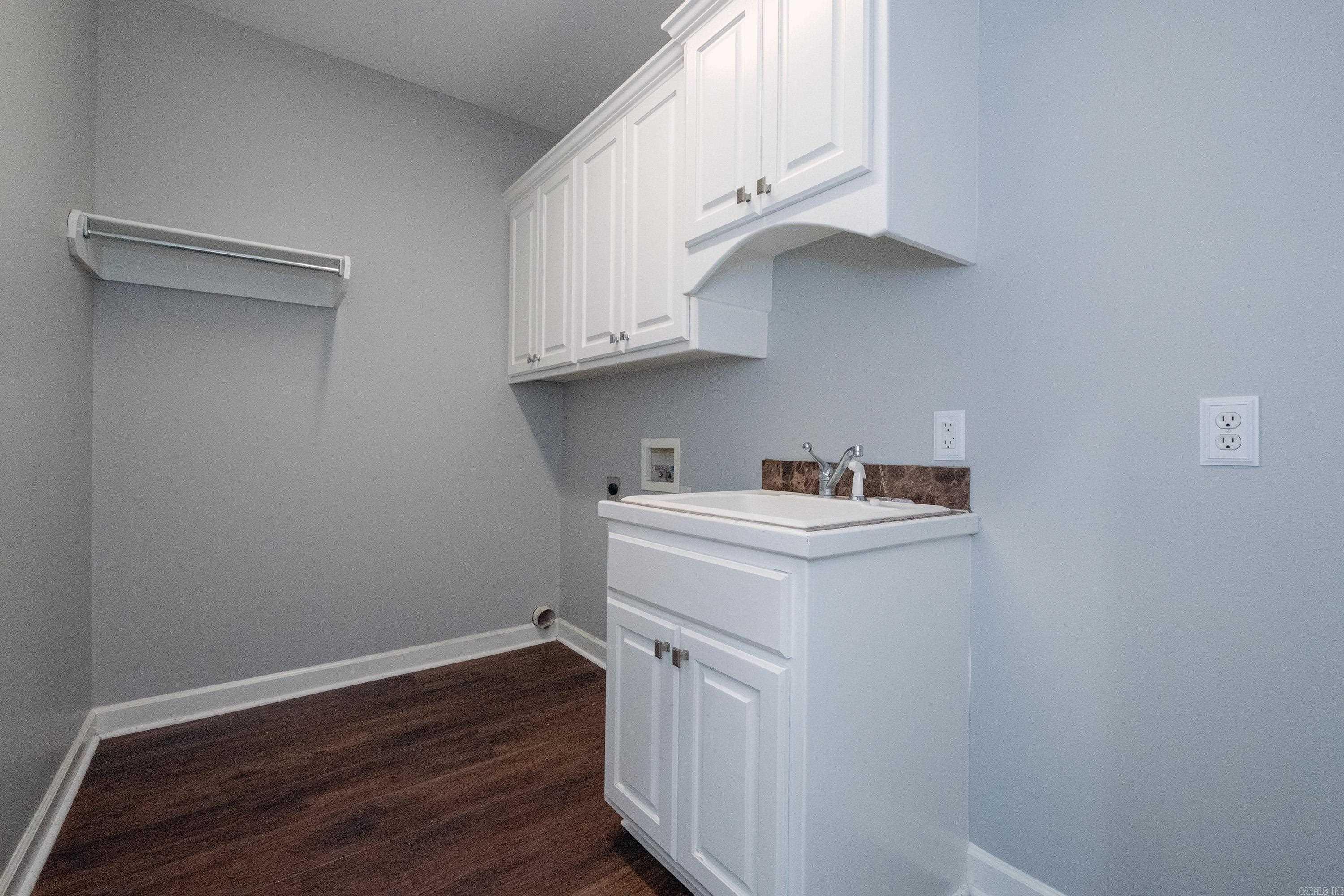 THE VILLAGES OF WELLINGTON - Residential