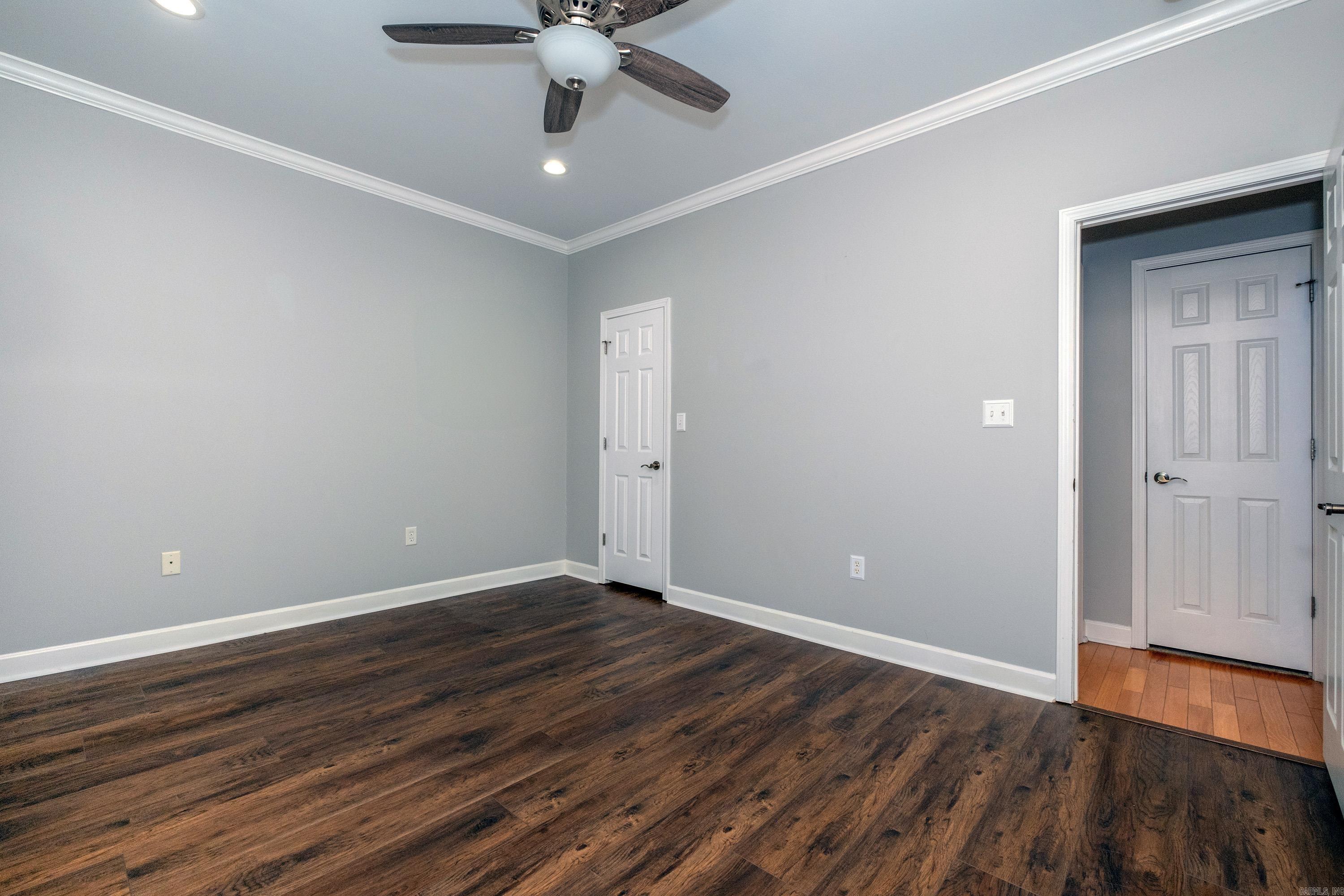 THE VILLAGES OF WELLINGTON - Residential