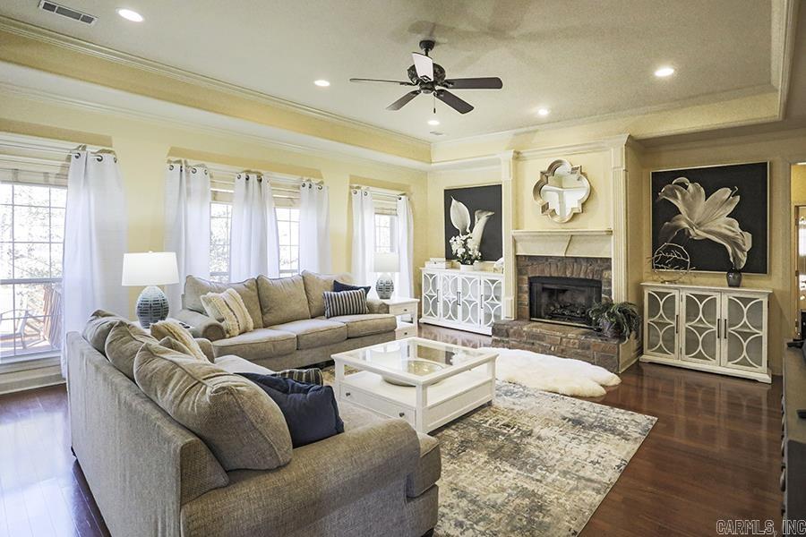 CHENAL VALLEY CHALLAIN PLACE - Residential