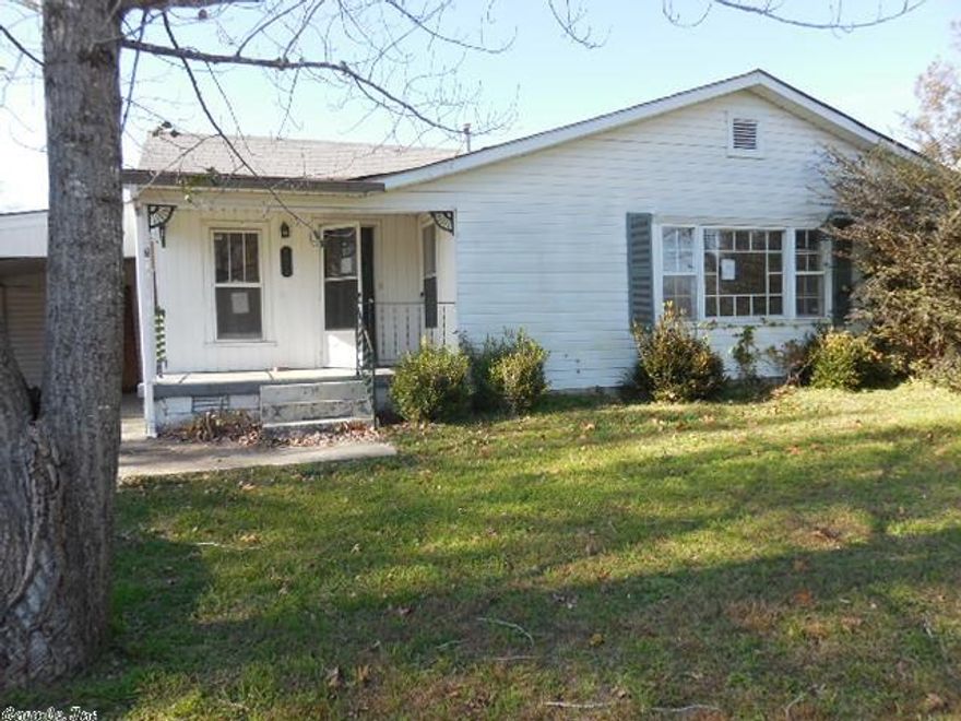 Priced to sell as is.  App 1408 sq.ft., CH/CA, siding, large fenced yard, carport. Offers must have pre-approval, documents attached to review before offer. This property is eligible under the Freddie Mac First Look Initiative through 1/7/15.