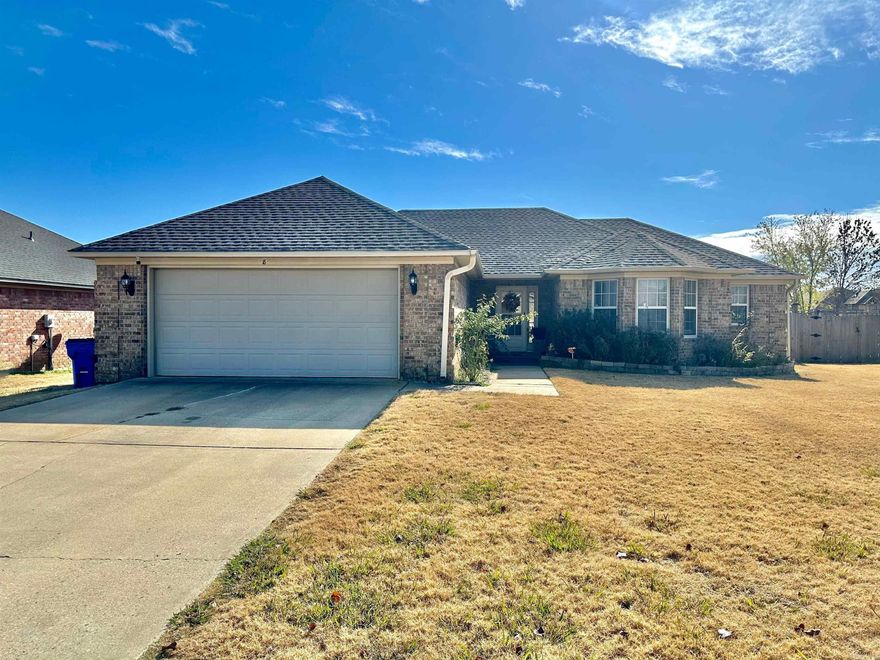 Beautiful 3 bed 2 bath home in well established neighborhood in sought after Greenbrier School District. This amazing home features laminate and tile floors, open concept kitchen with beautiful backsplash and counters, walk in closets, updated shower in primary bathroom, fresh paint throughout, new kitchen appliances, new water heater and a new roof. Homeowners recently added solar panels which make utilities very affordable-- Seller will consider paying off the solar panel loan with an acceptable offer. Schedule a private showing today. Make this your new home- it won't last long!