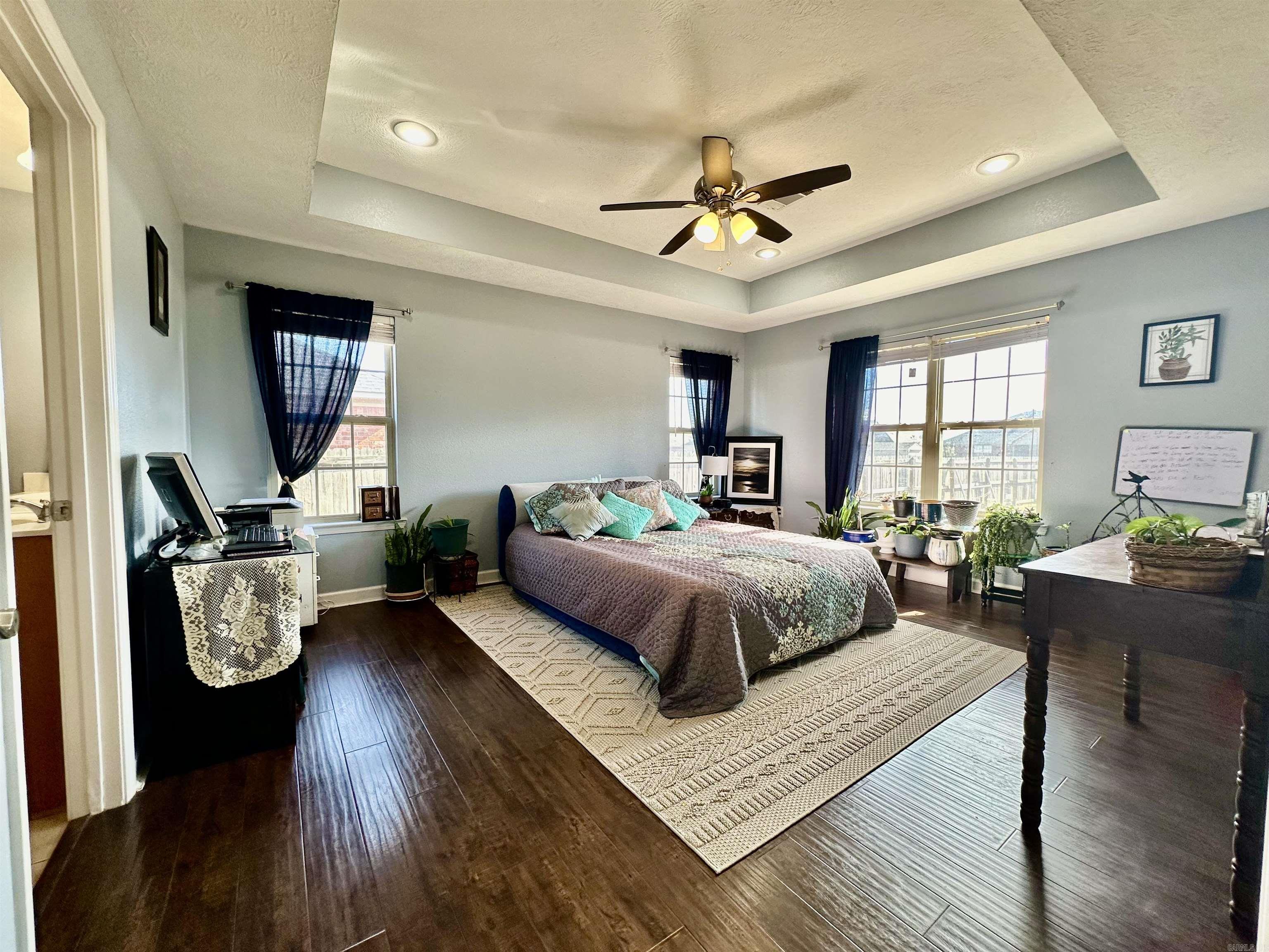 JEWELS ESTATES - Residential