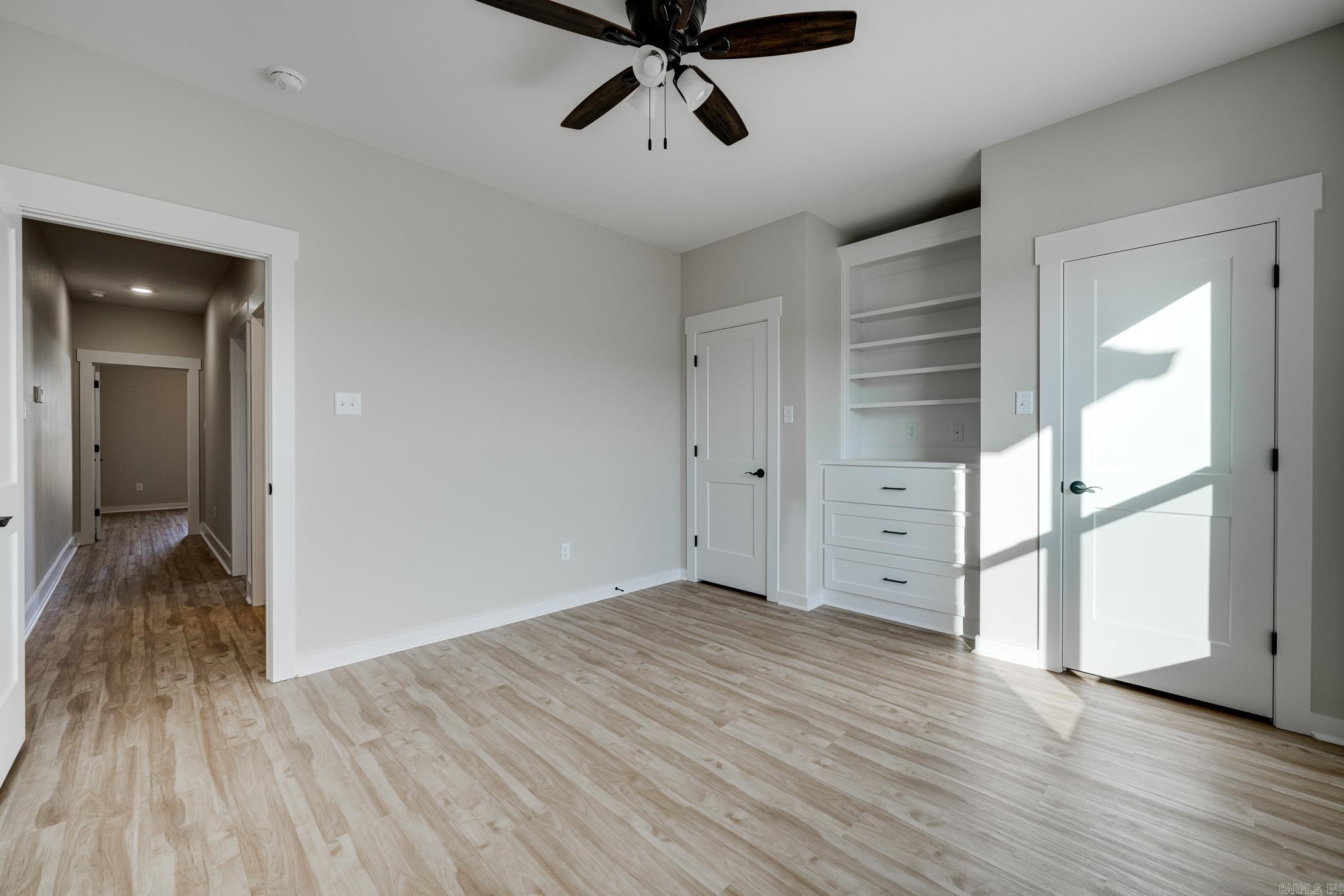 IVY PLACE - Residential