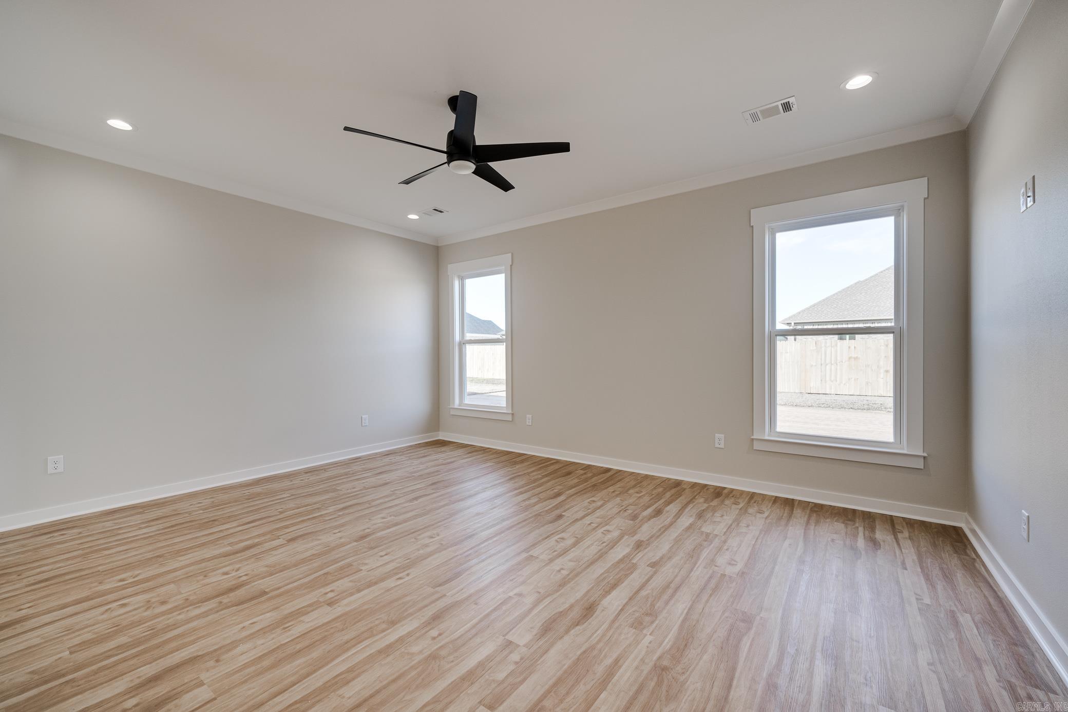 IVY PLACE - Residential