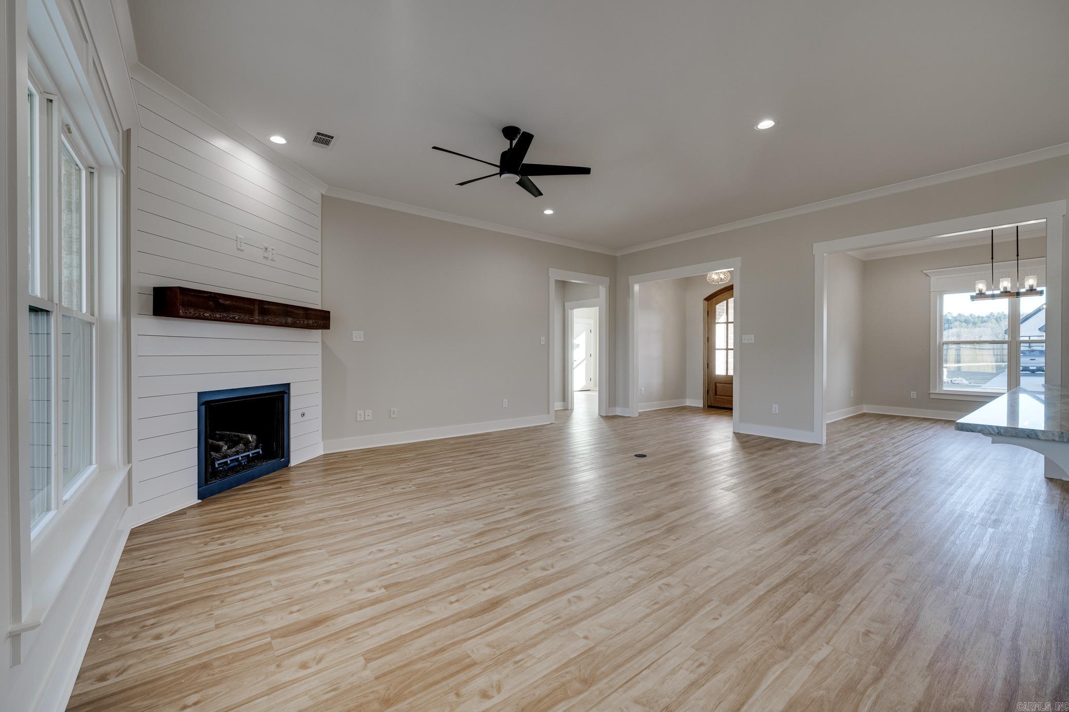 IVY PLACE - Residential