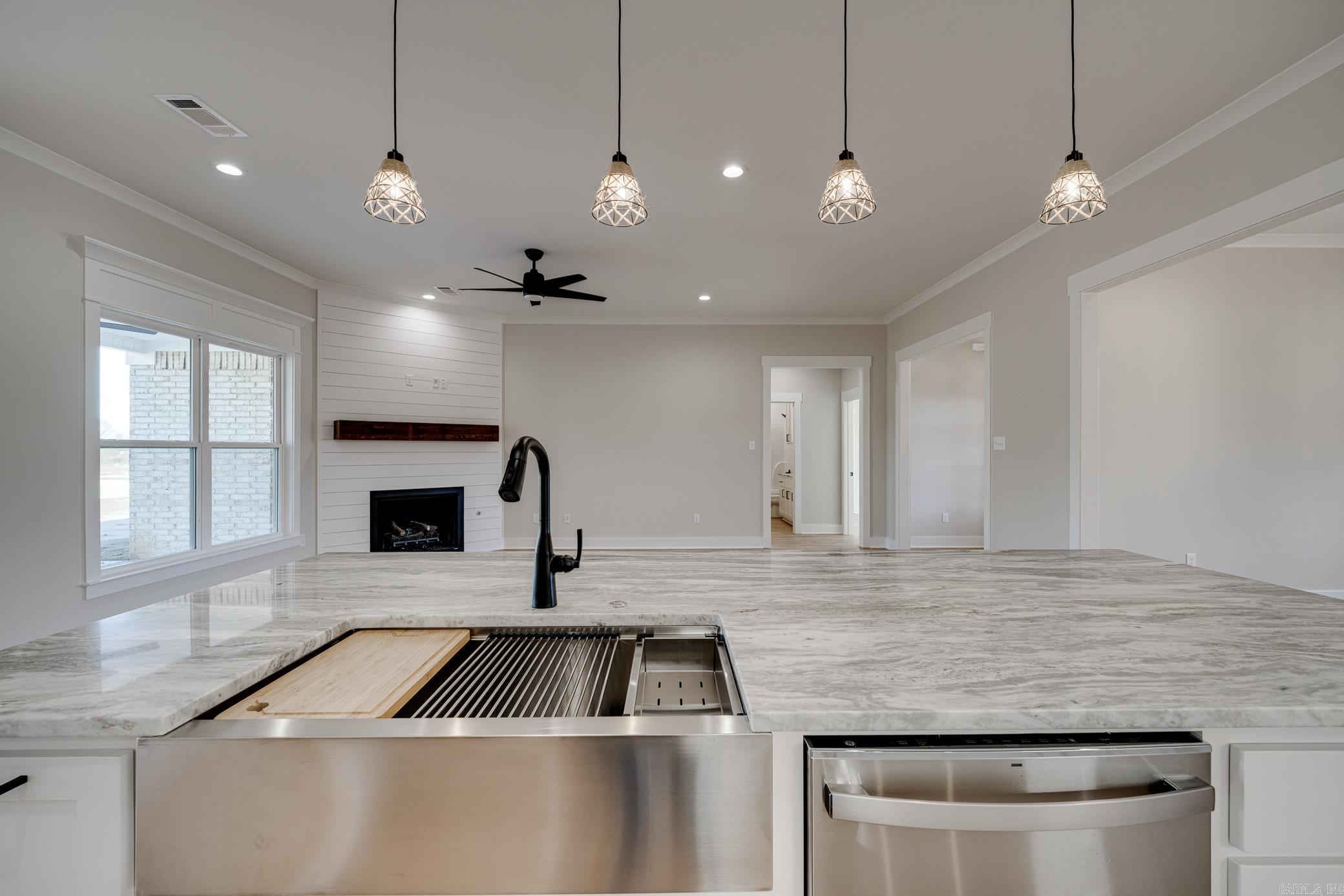 IVY PLACE - Residential