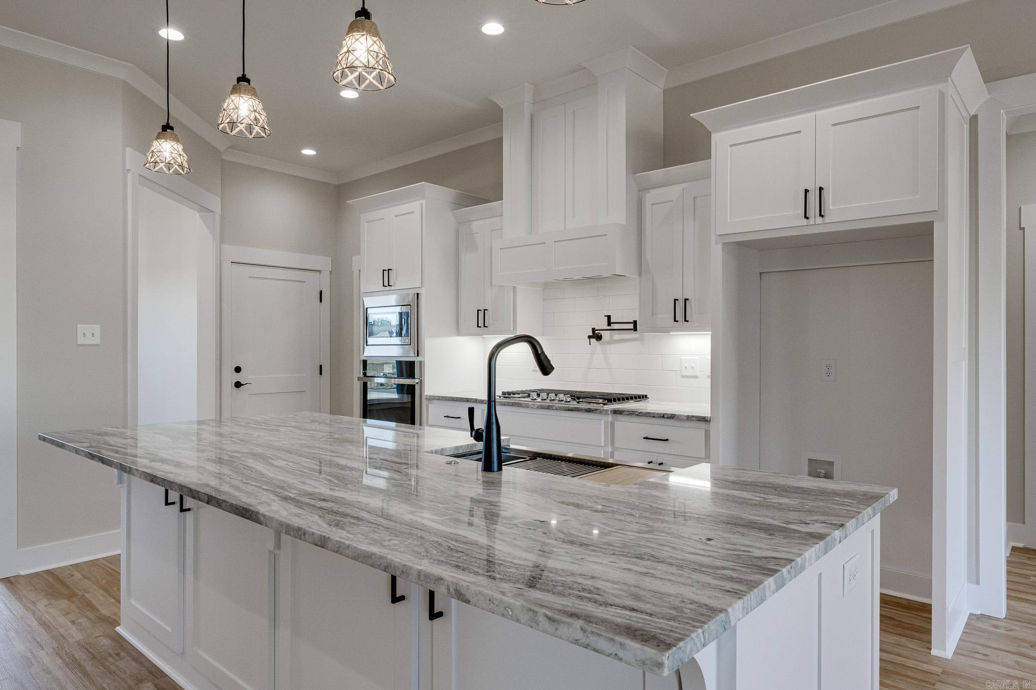 IVY PLACE - Residential