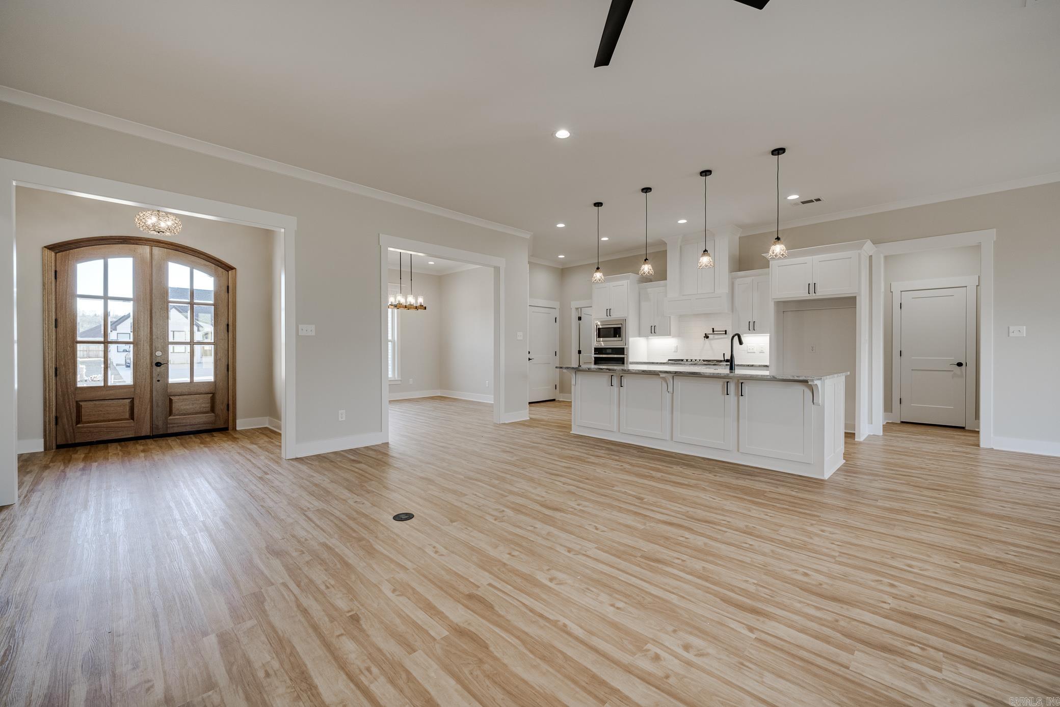 IVY PLACE - Residential