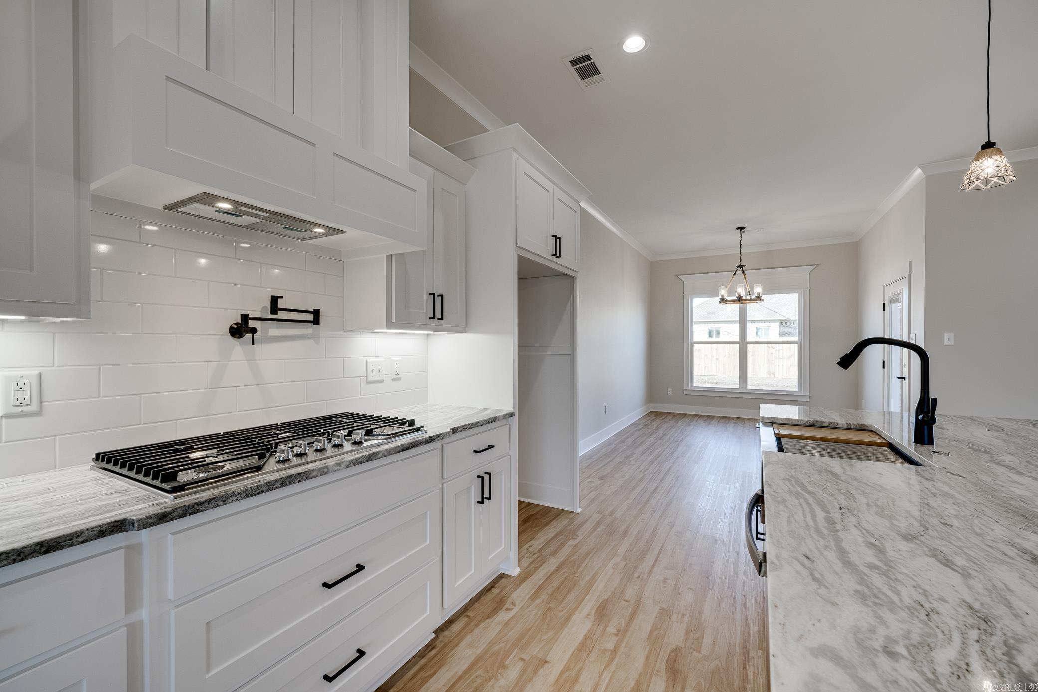 IVY PLACE - Residential