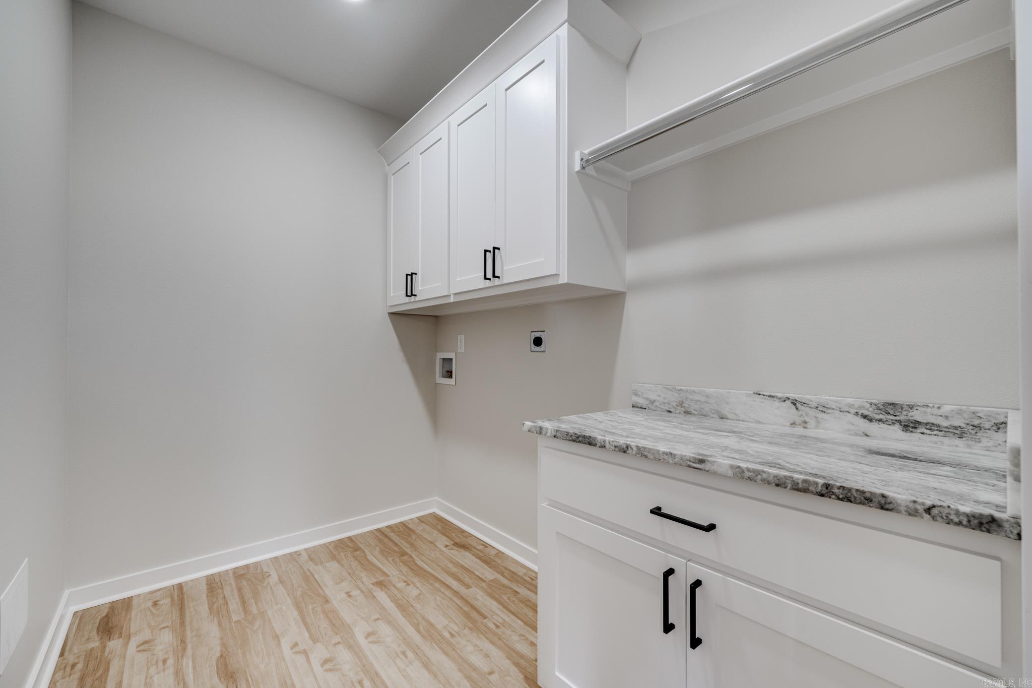 IVY PLACE - Residential