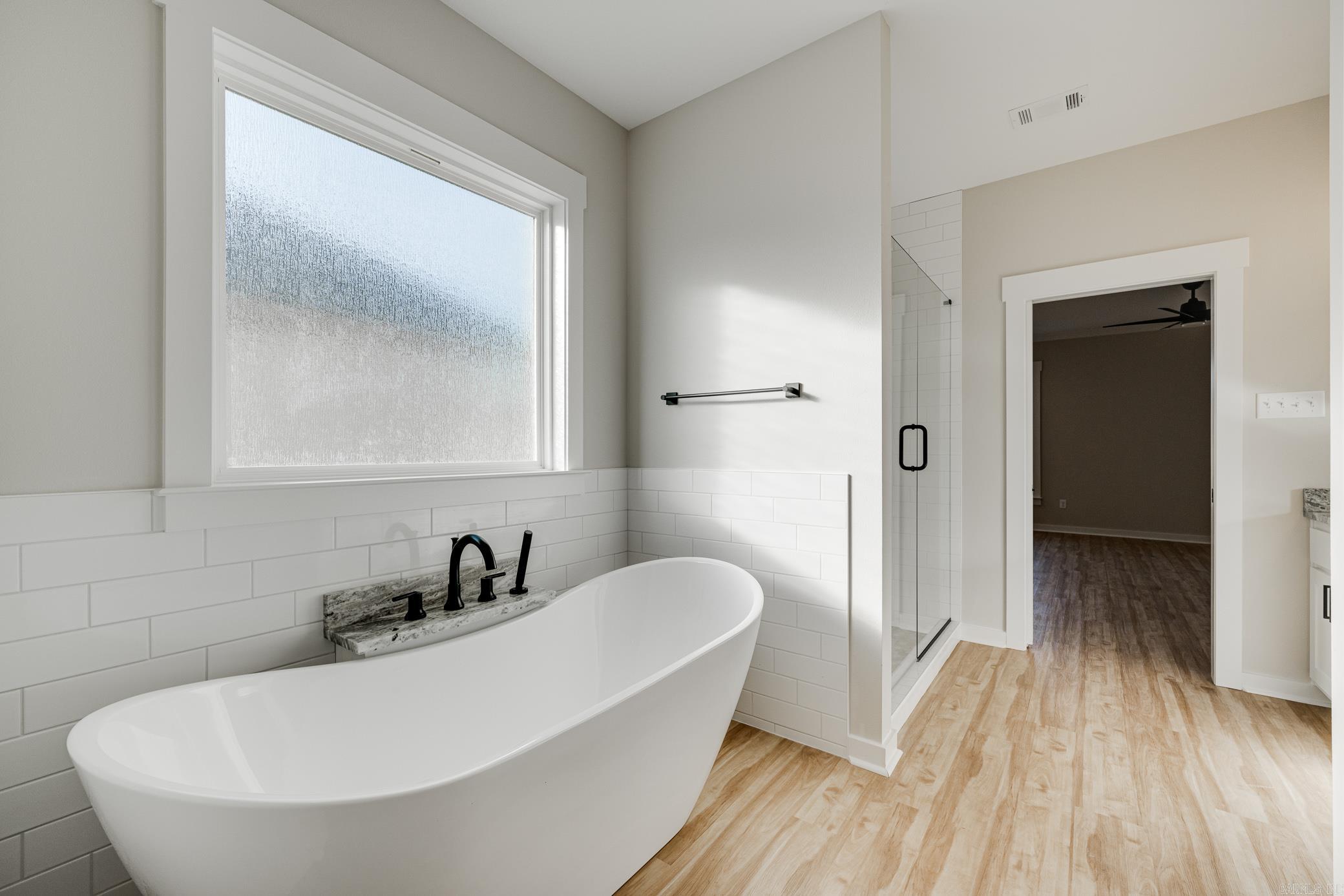 IVY PLACE - Residential