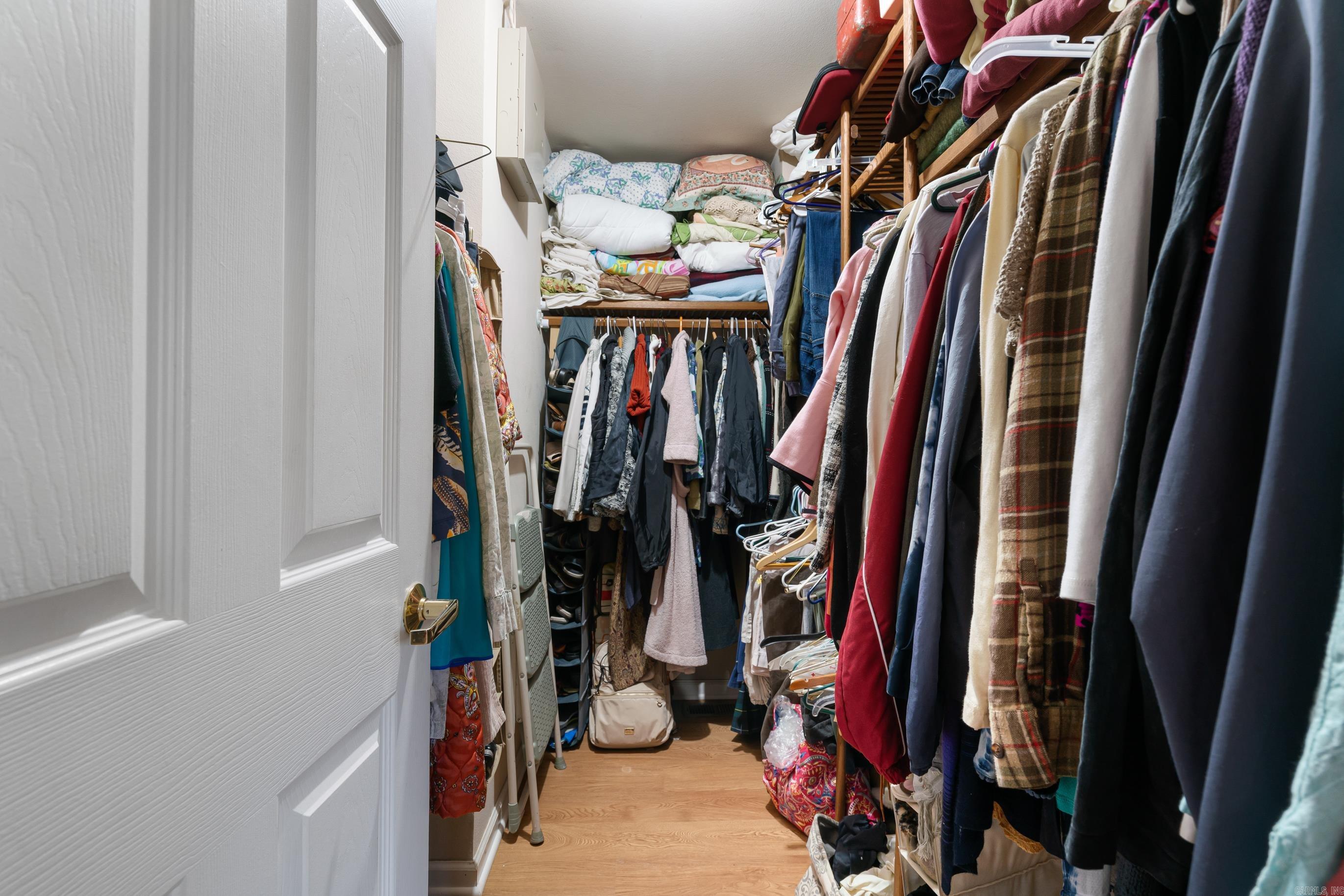 TOWNSQUARE - Residential