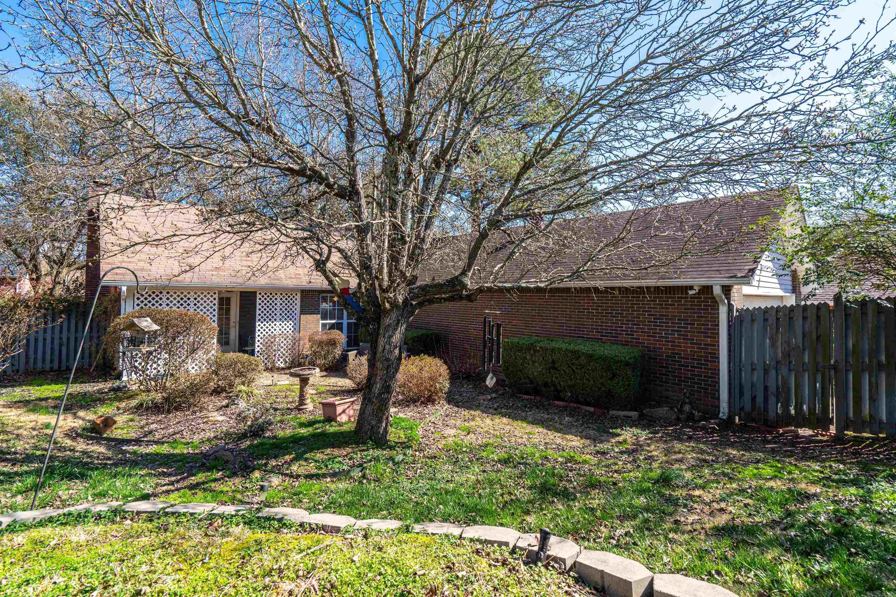 TOWNSQUARE - Residential