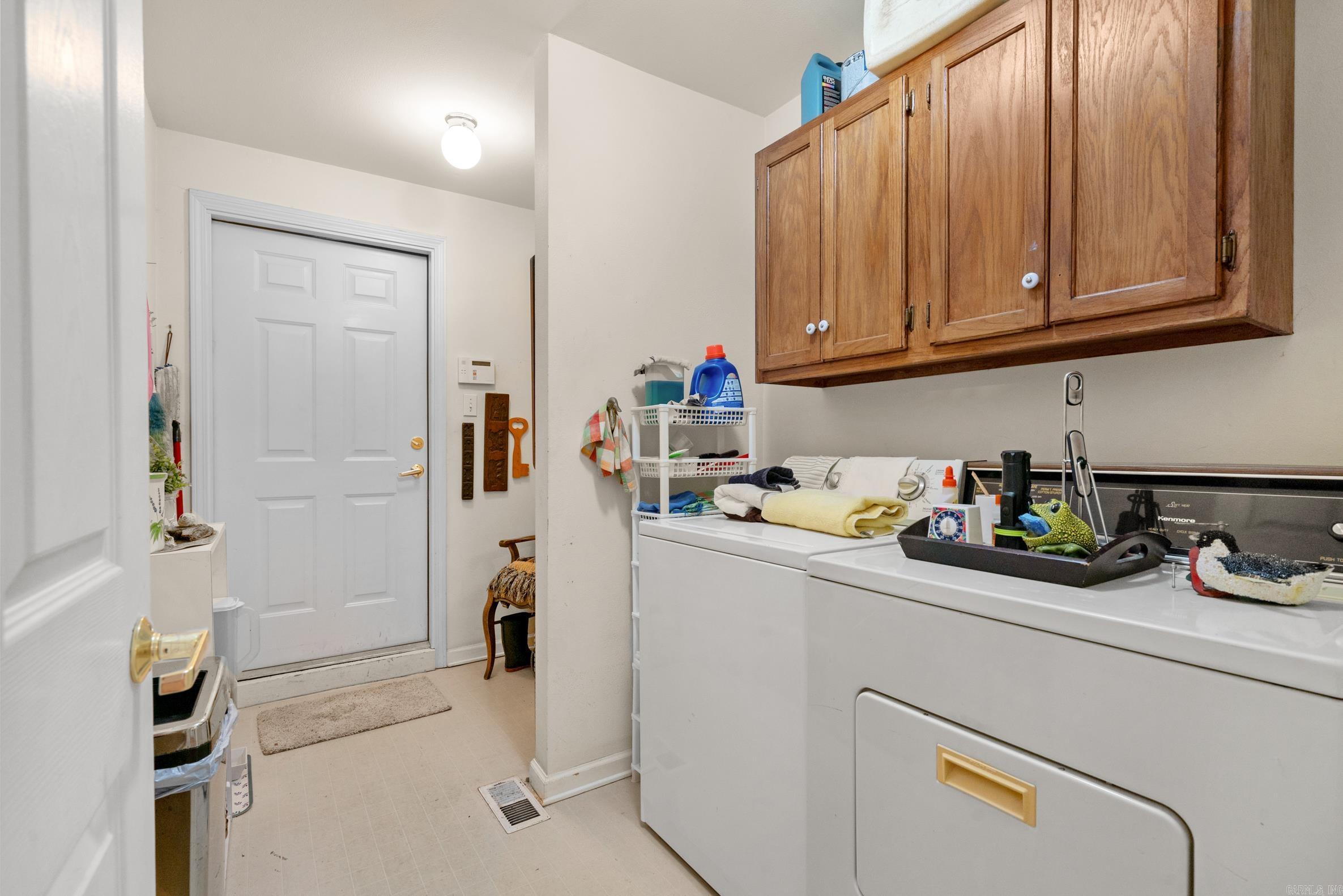 TOWNSQUARE - Residential