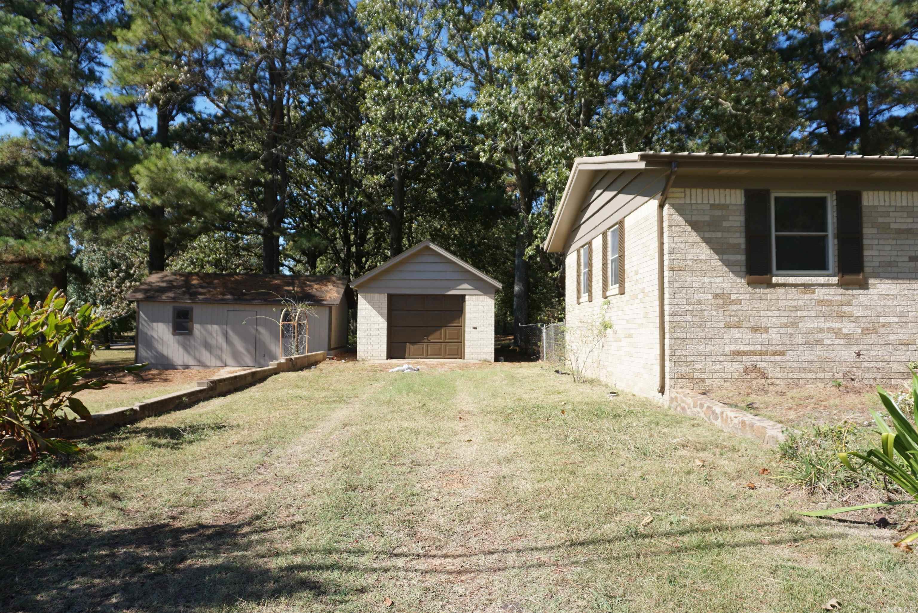 BALD KNOB OUTLOTS - Residential