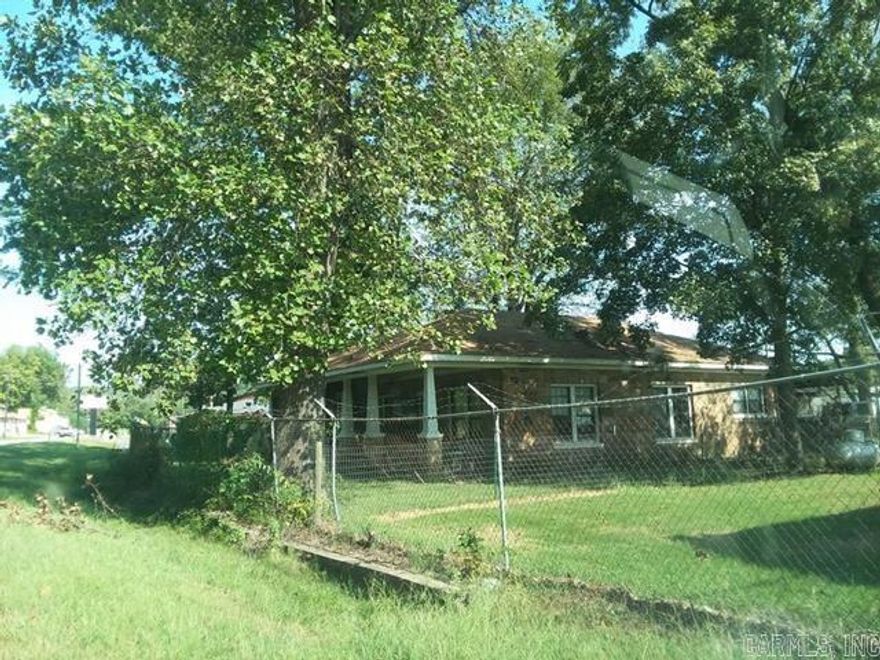 Nice home in downtown Clinton