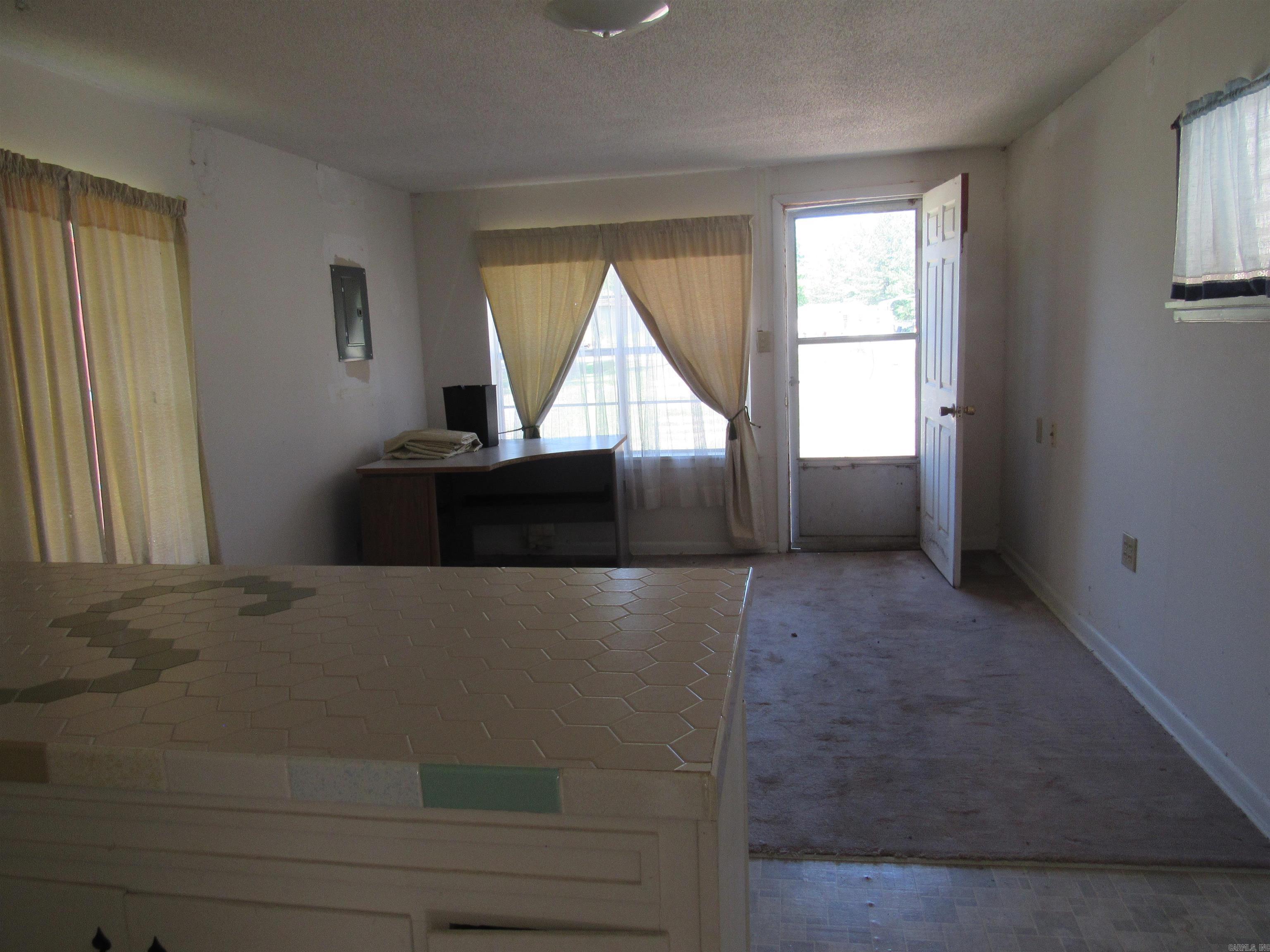 OVERCUP LAKE RESORT - Residential