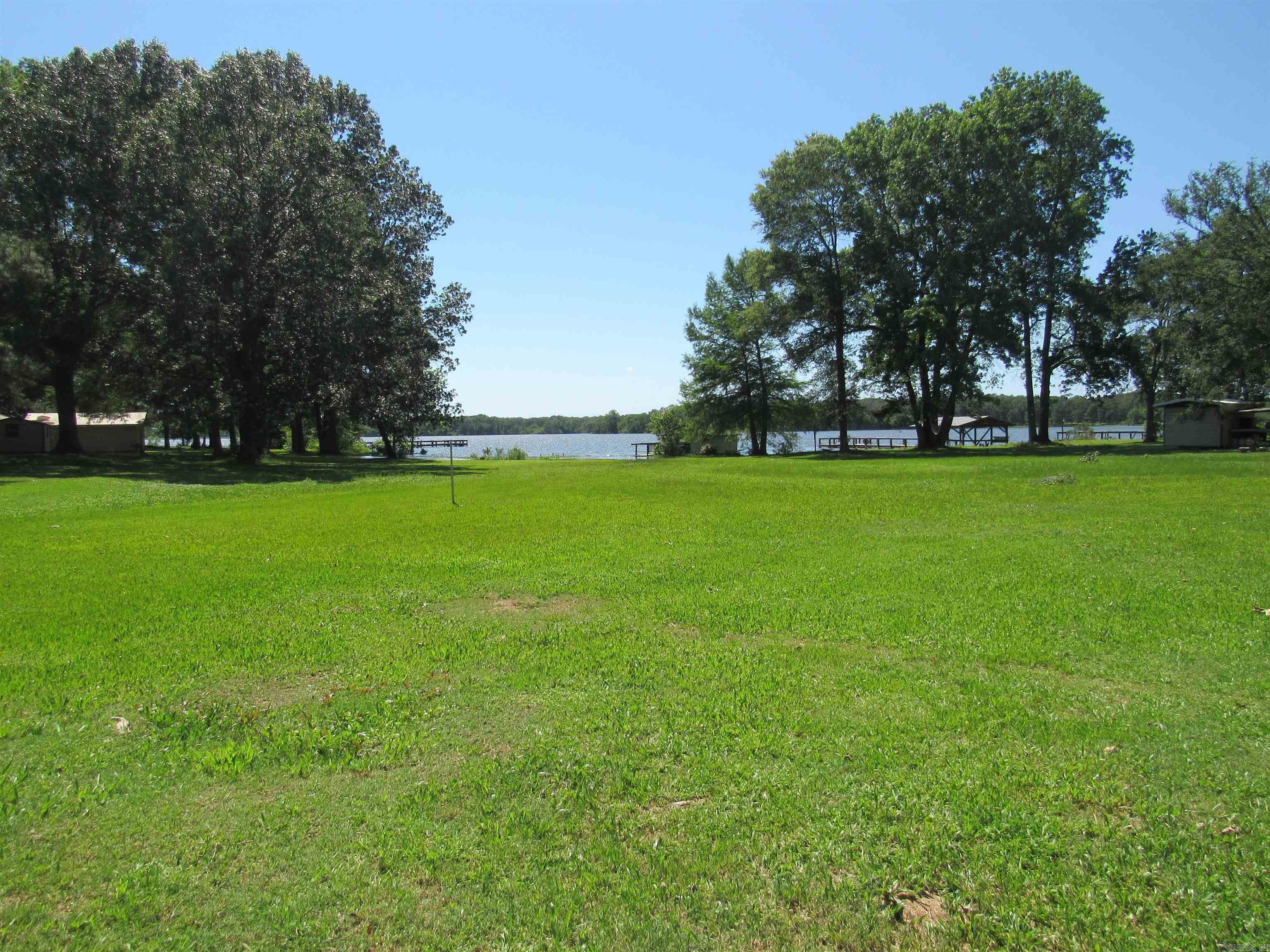 OVERCUP LAKE RESORT - Residential