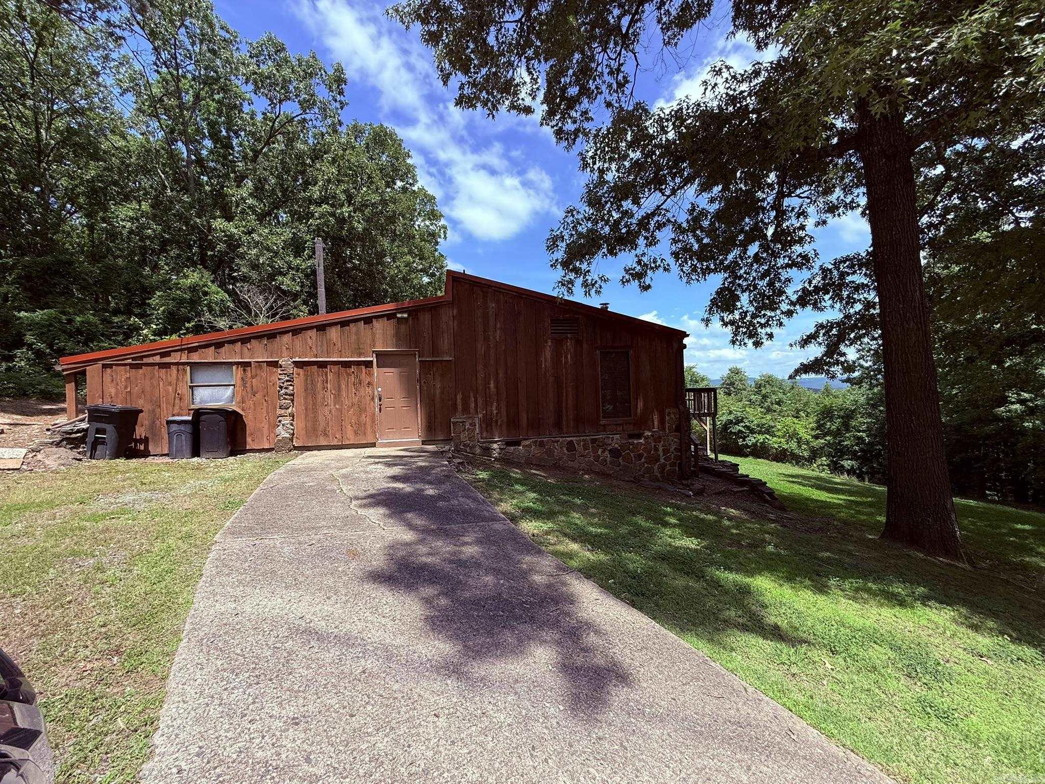 Lakeshore Hills-Andersons Lake - Residential
