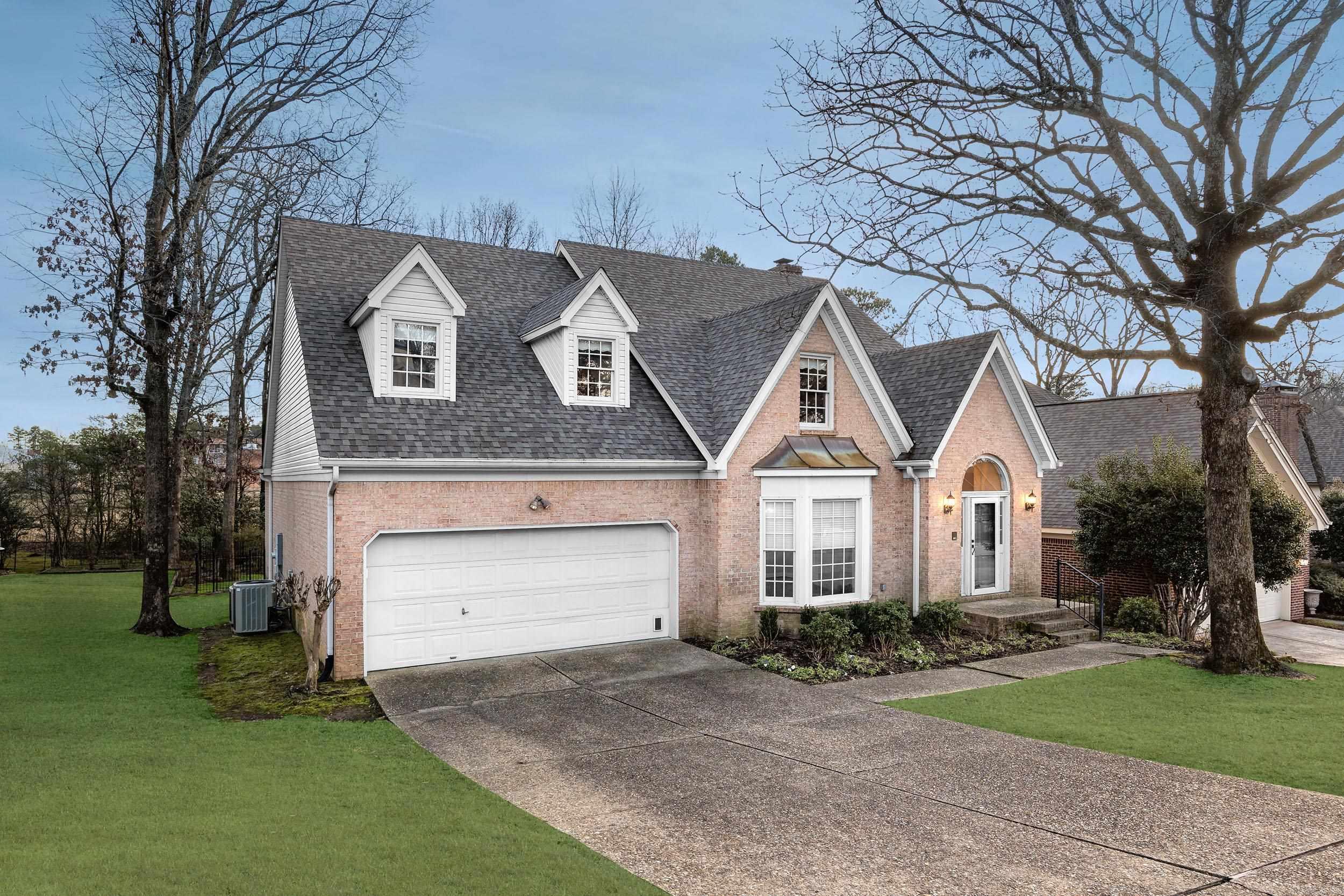 PLEASANT VALLEY MANOR - Residential