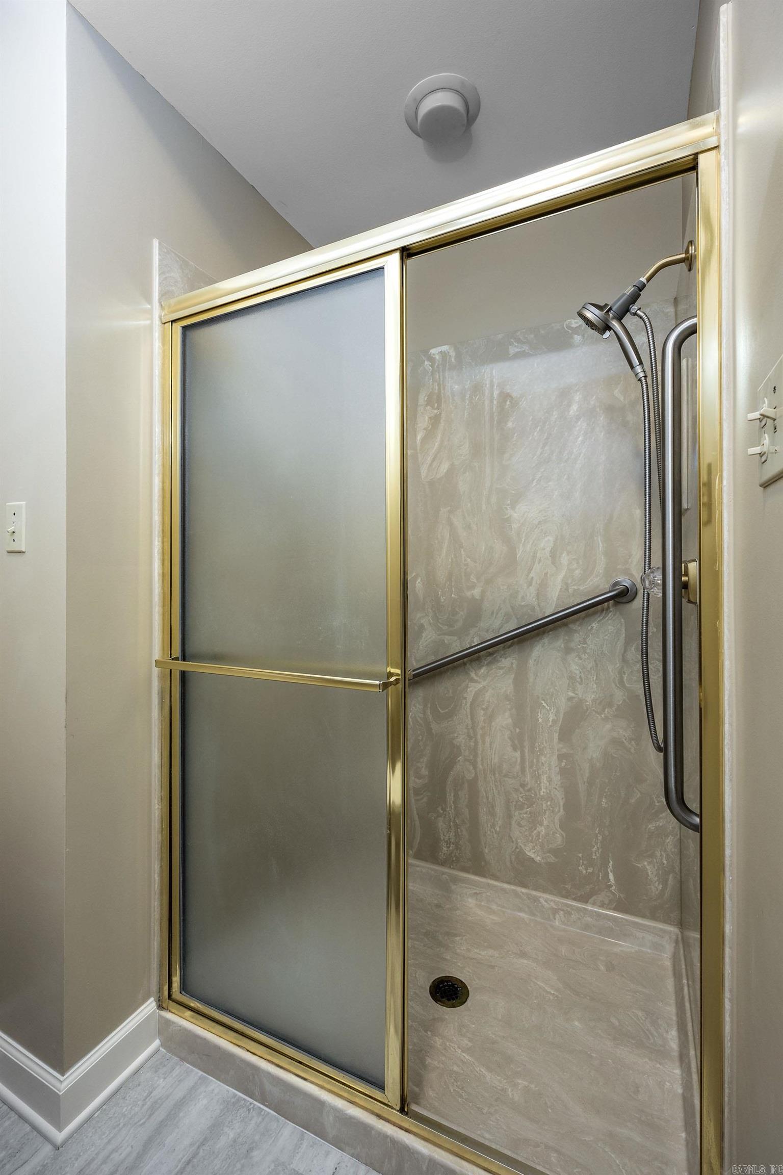 PLEASANT VALLEY MANOR - Residential