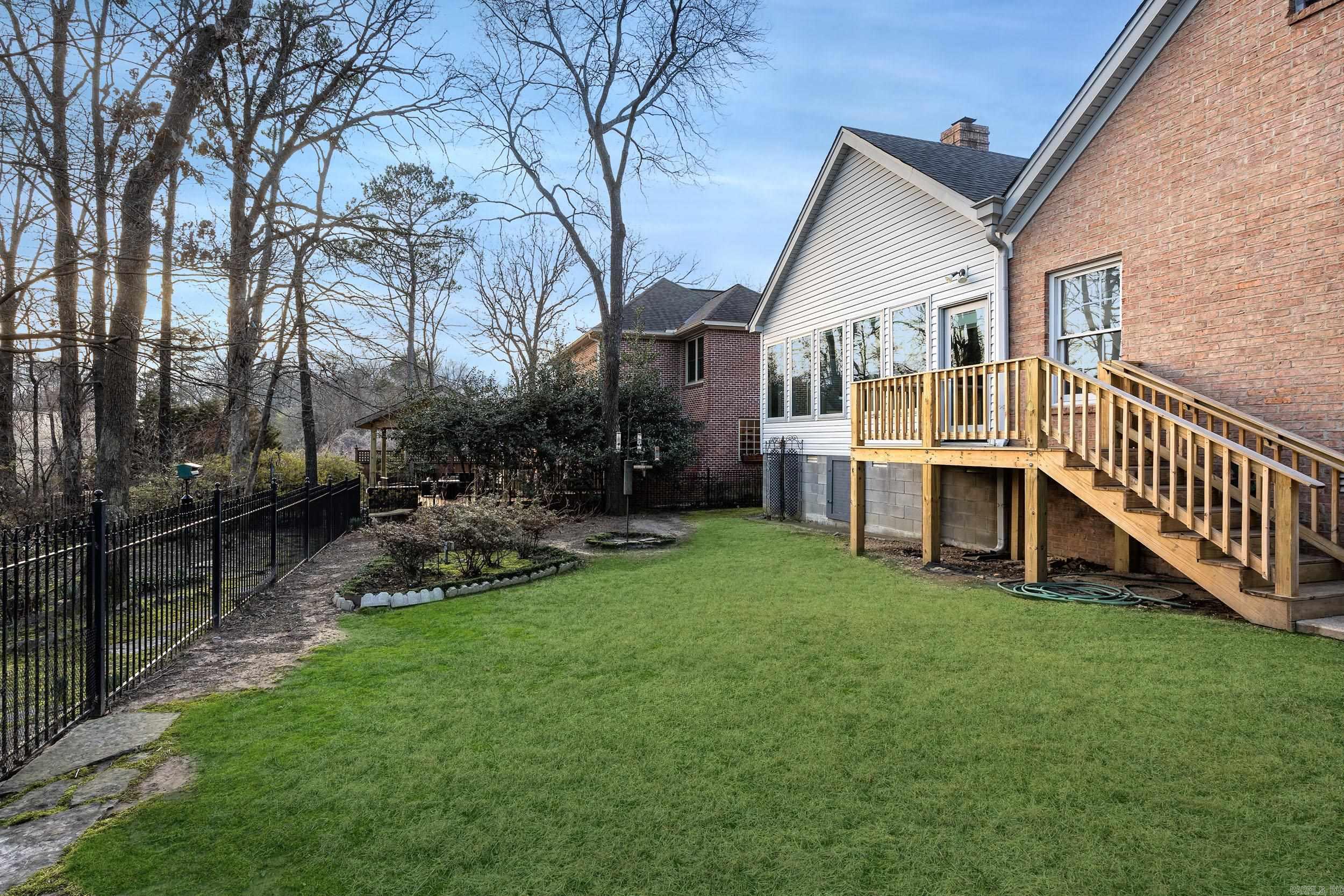 PLEASANT VALLEY MANOR - Residential