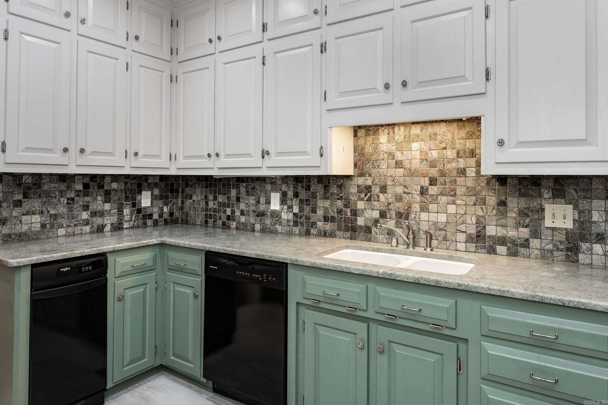 PLEASANT VALLEY MANOR - Residential