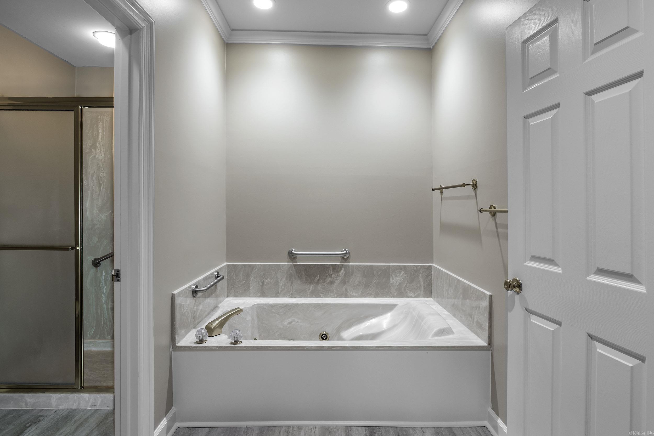 PLEASANT VALLEY MANOR - Residential