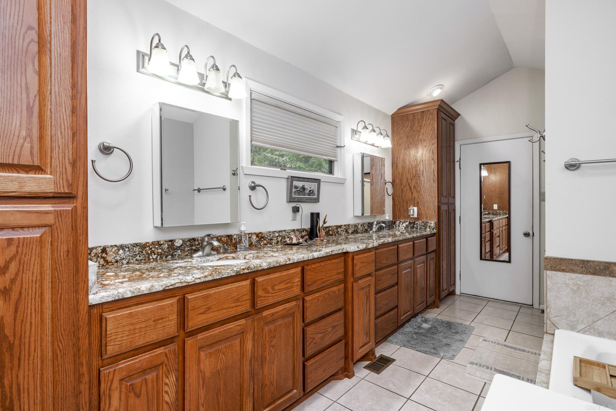 GALICIA - Residential