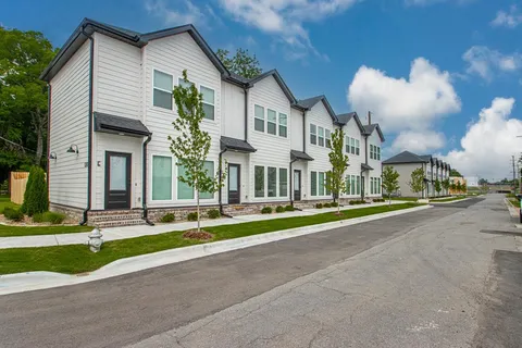MLS: 25004399