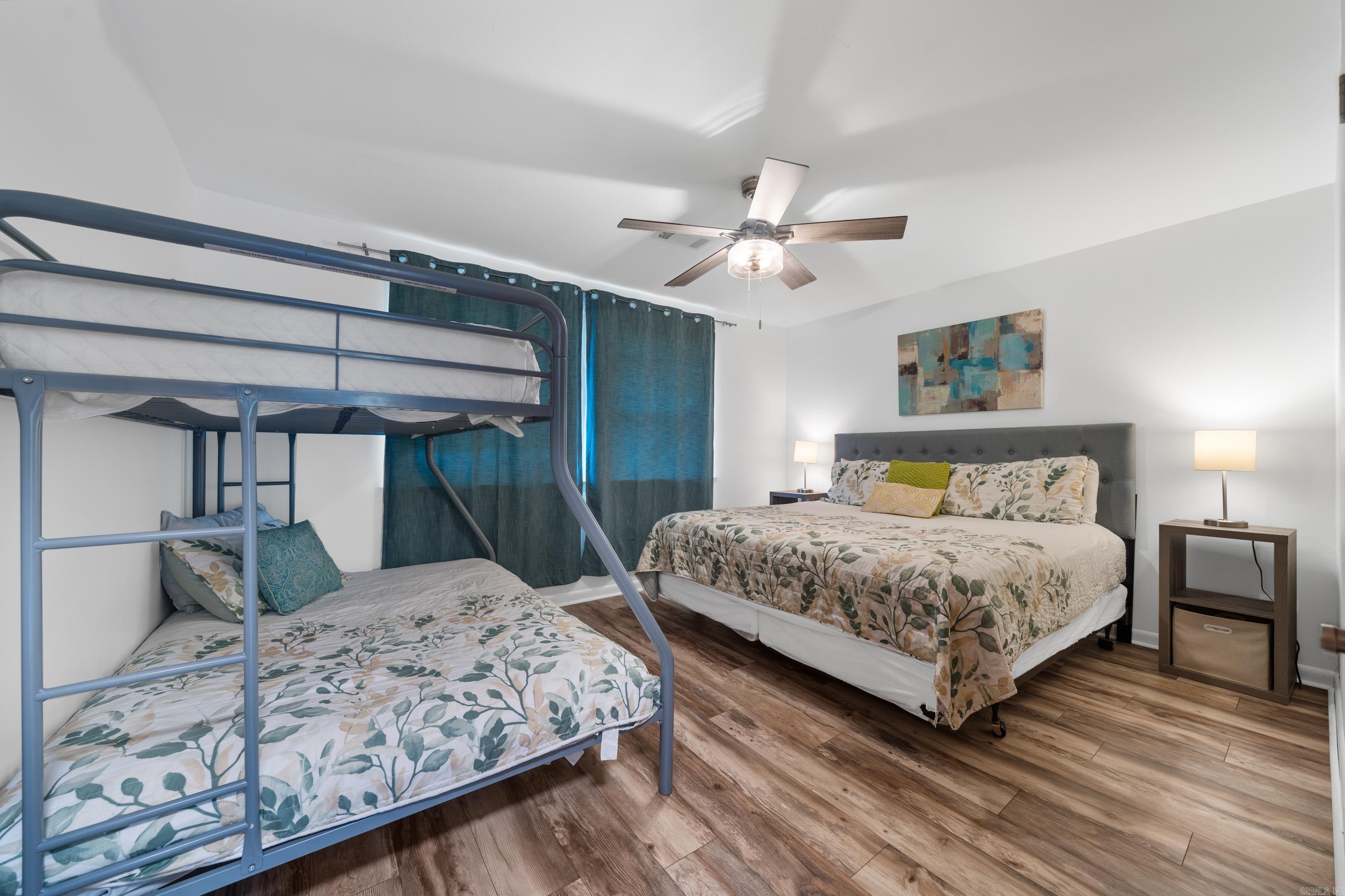 EMERALD ISLE HPR - Residential