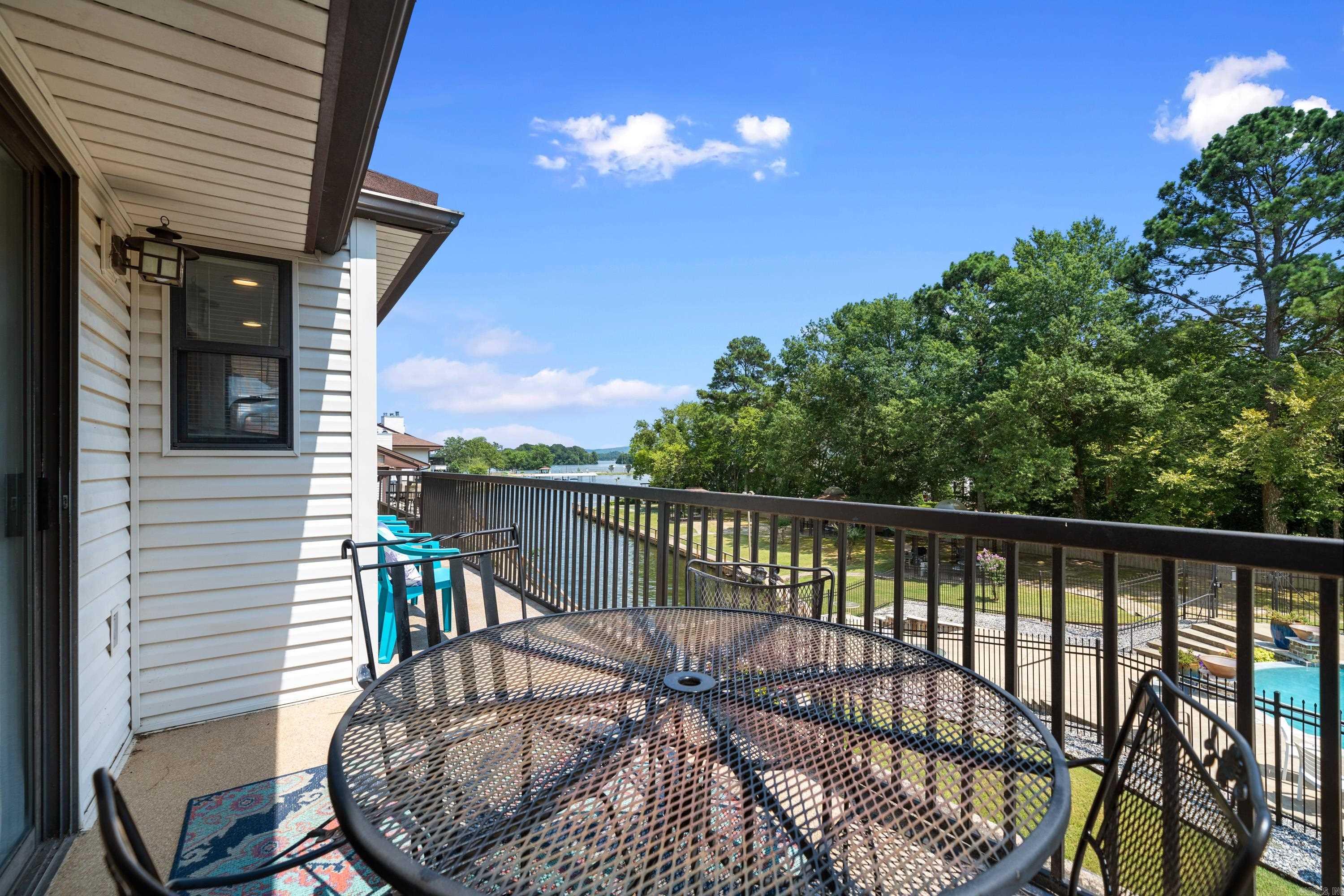 EMERALD ISLE HPR - Residential