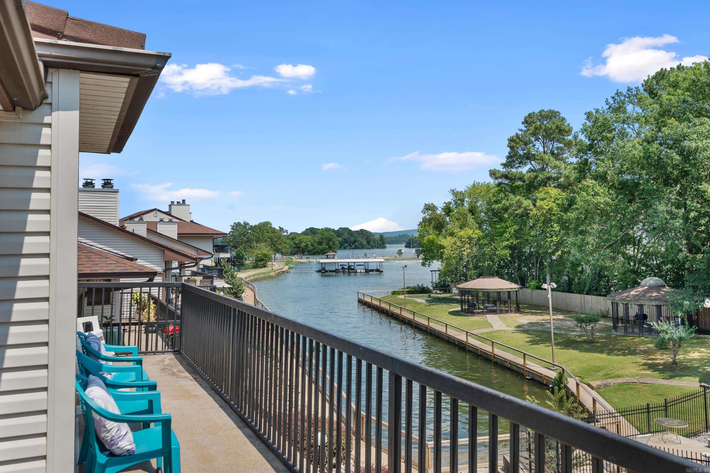 EMERALD ISLE HPR - Residential