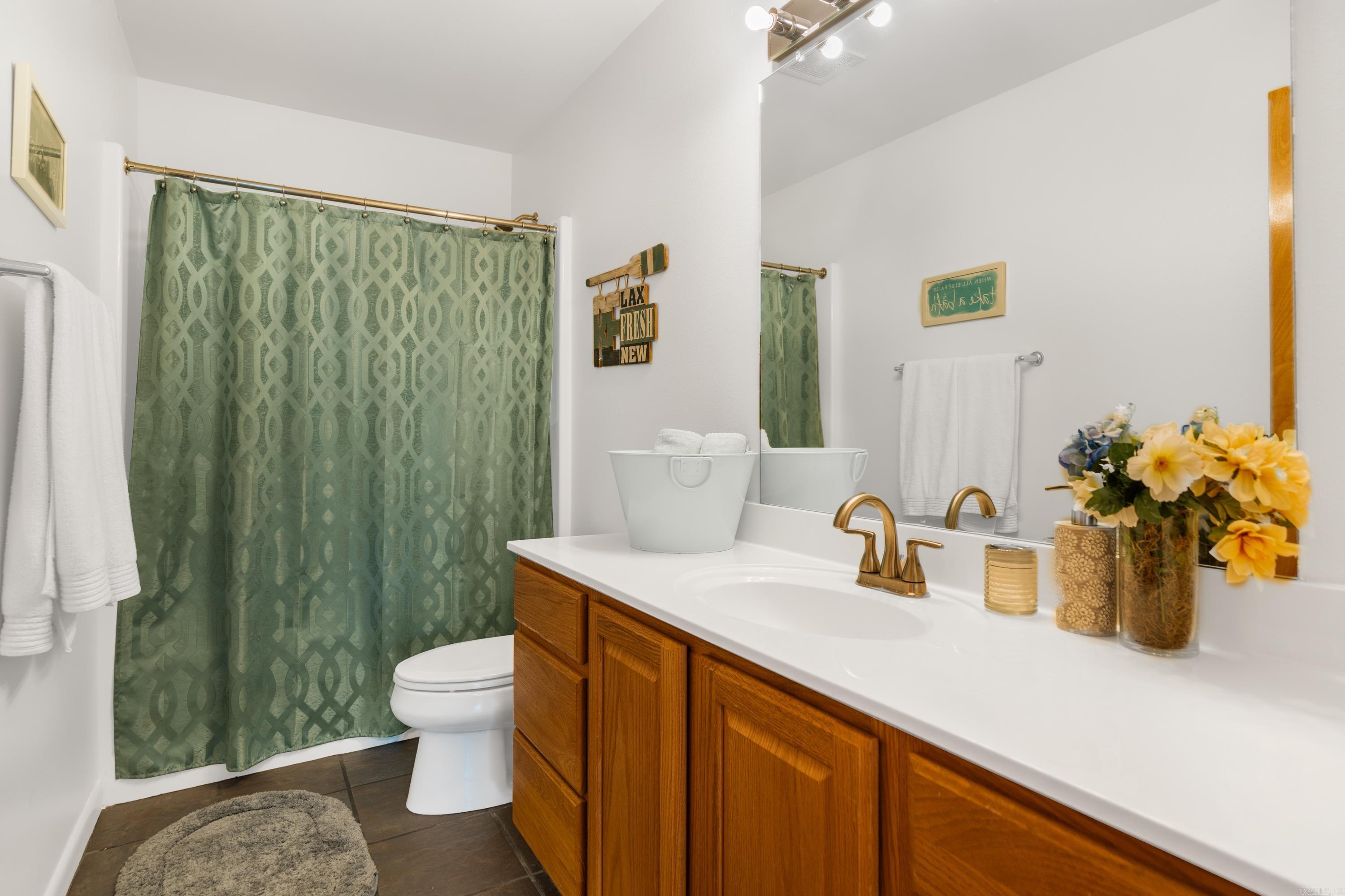 EMERALD ISLE HPR - Residential