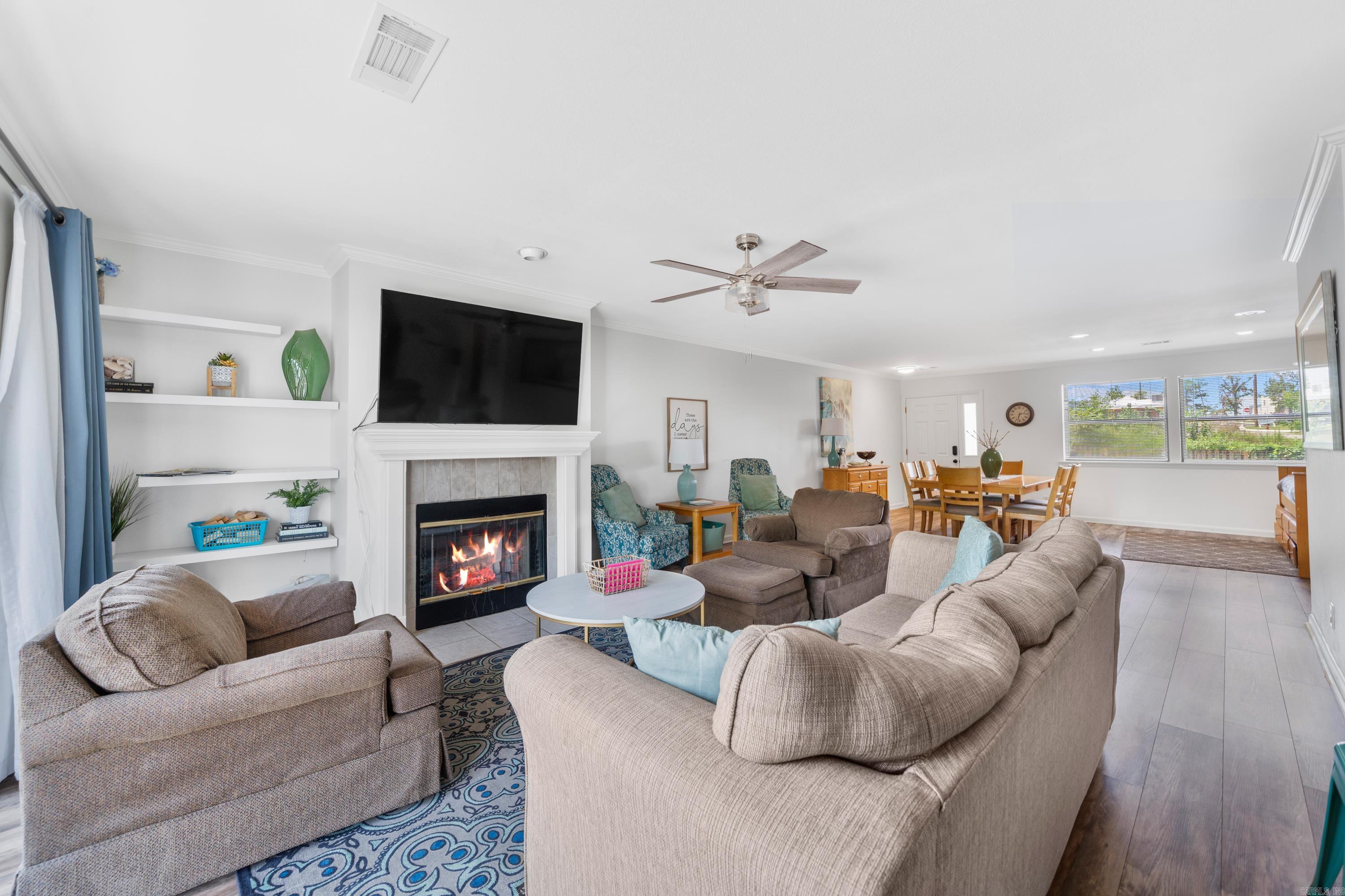 EMERALD ISLE HPR - Residential