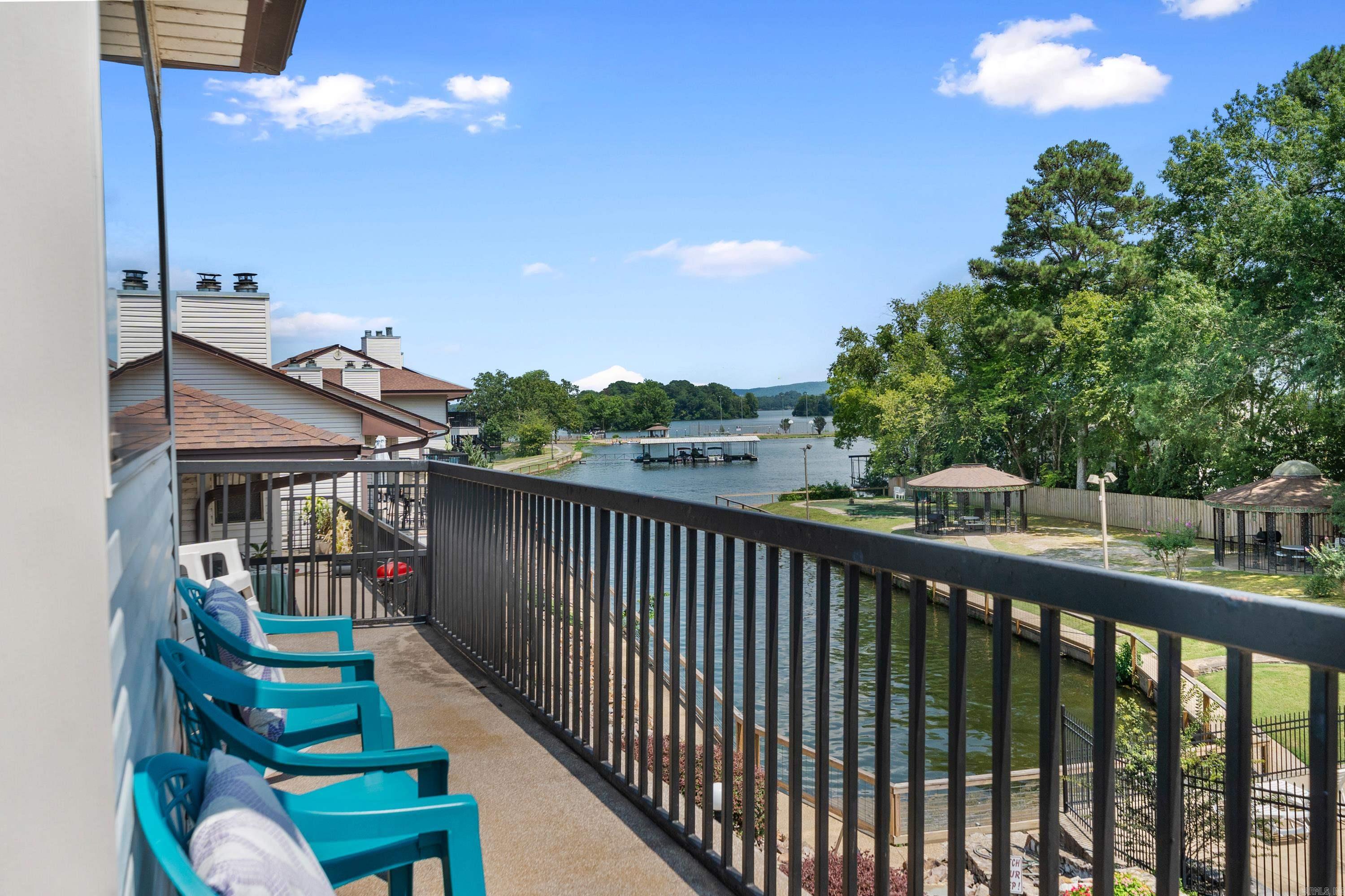 EMERALD ISLE HPR - Residential
