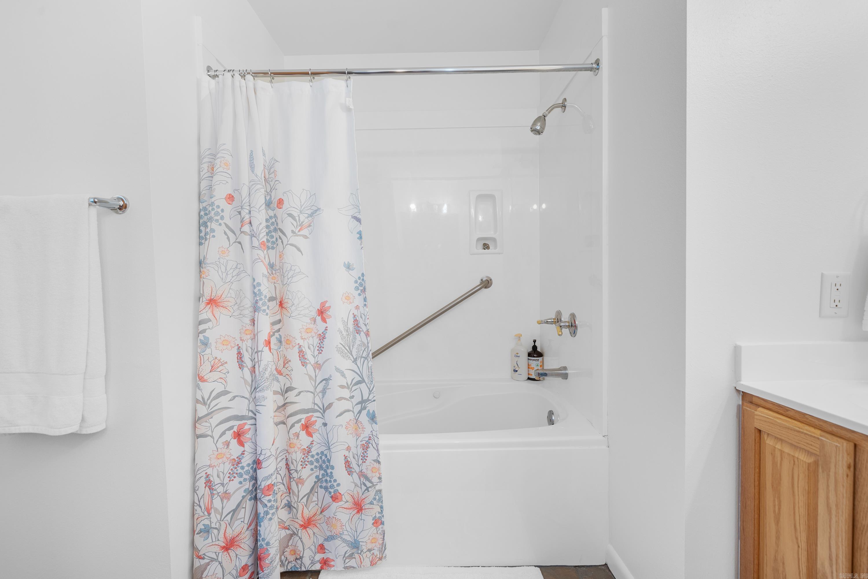 EMERALD ISLE HPR - Residential