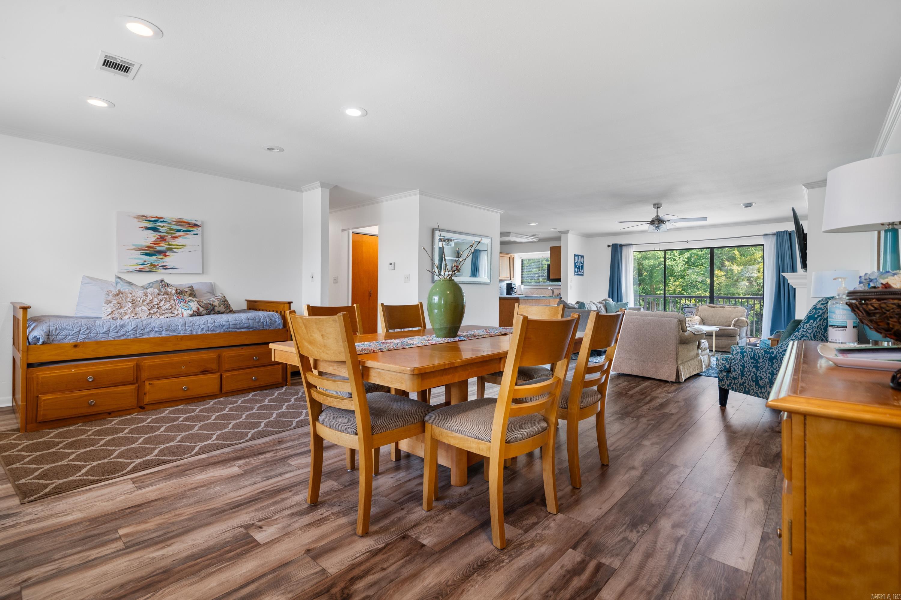 EMERALD ISLE HPR - Residential