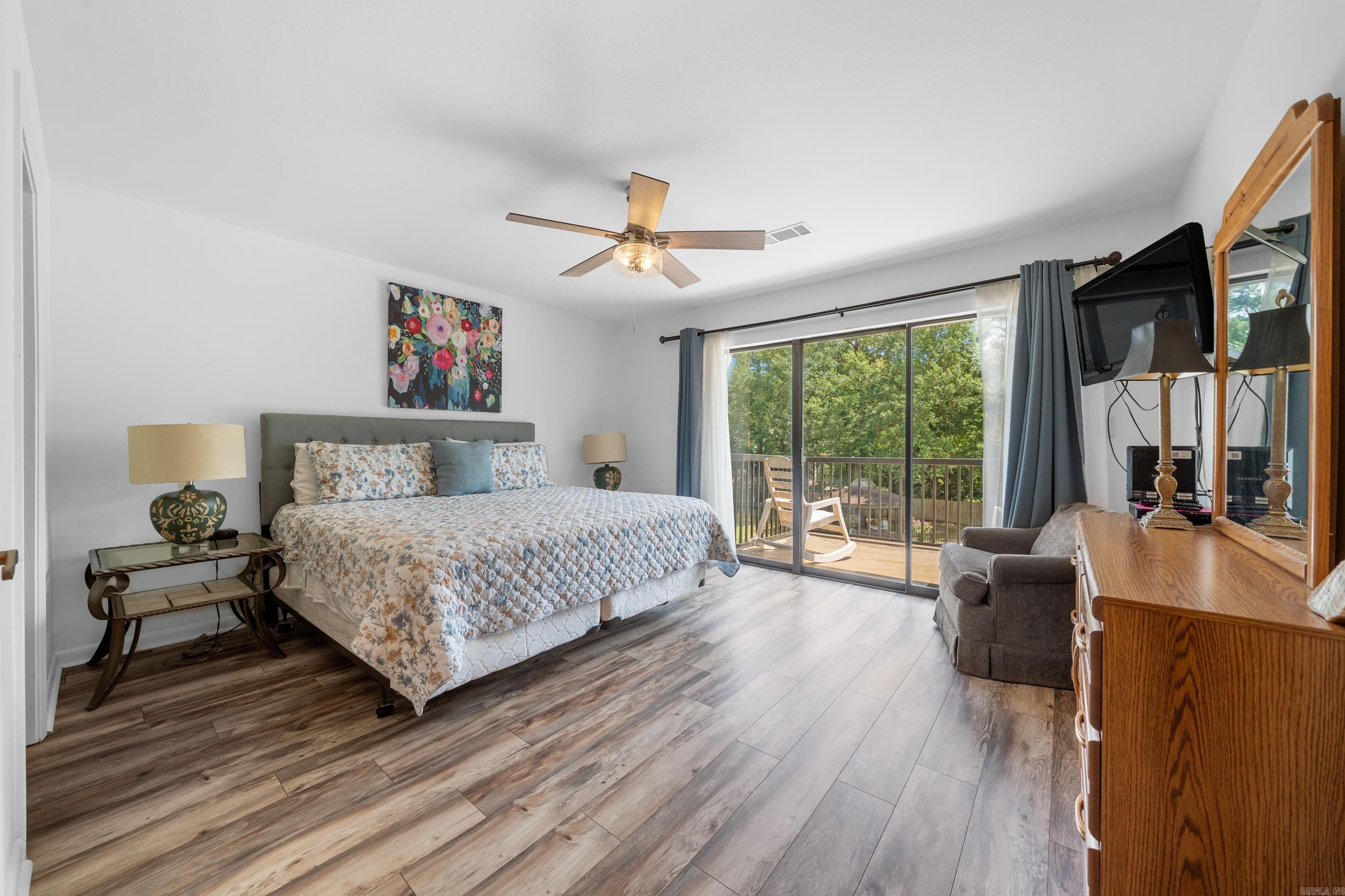 EMERALD ISLE HPR - Residential