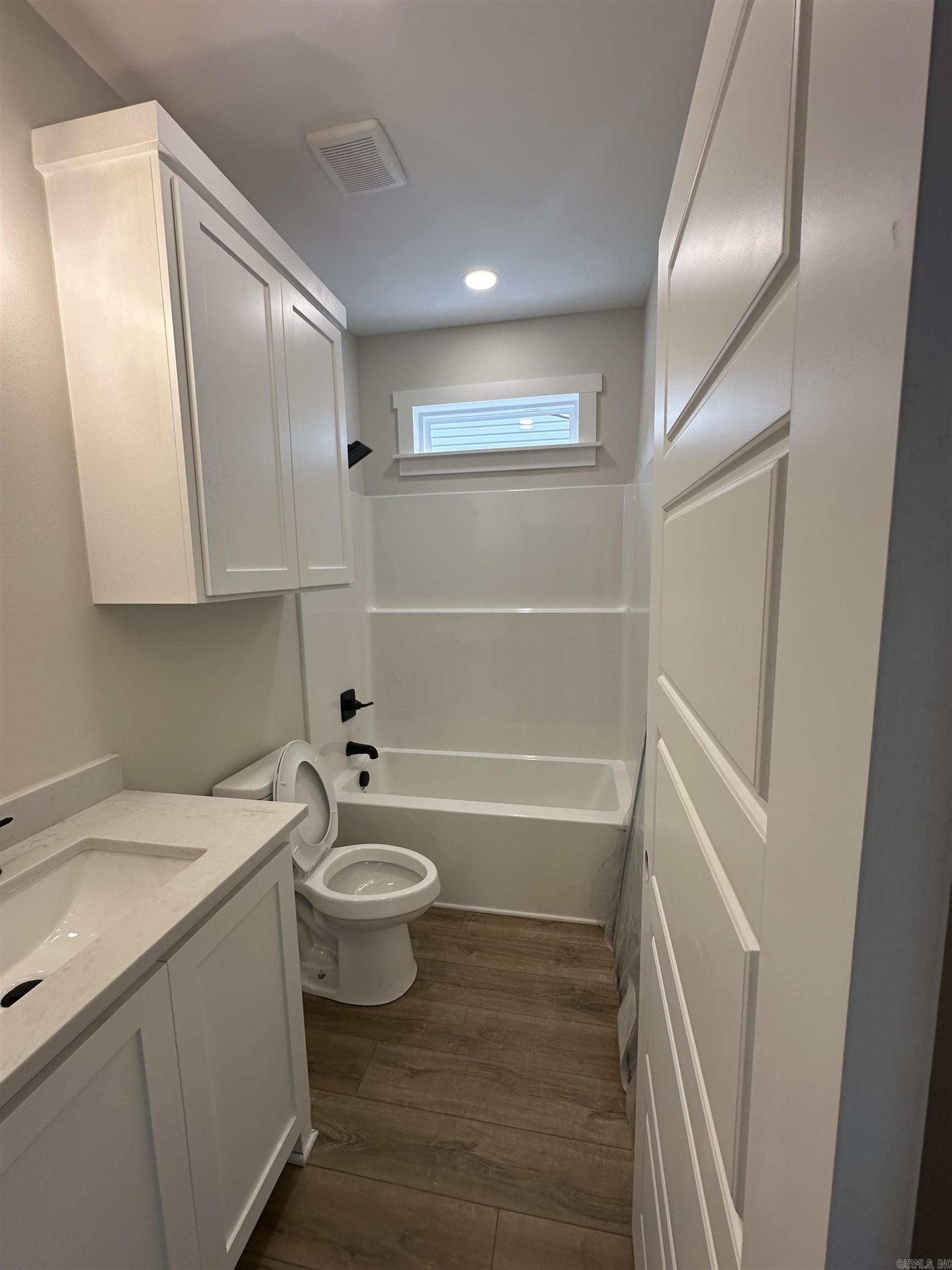 DICKINSON - Residential