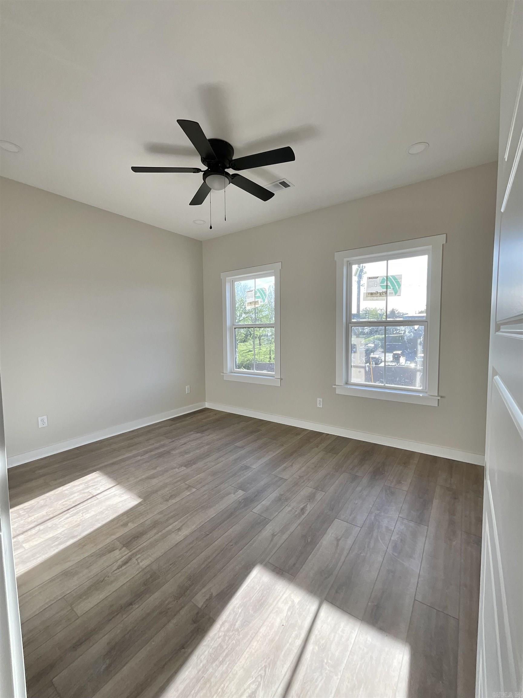 DICKINSON - Residential